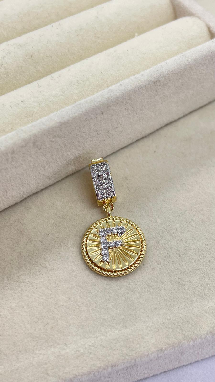 F Harfli Kolye Ve Bileklik Ucu Charm