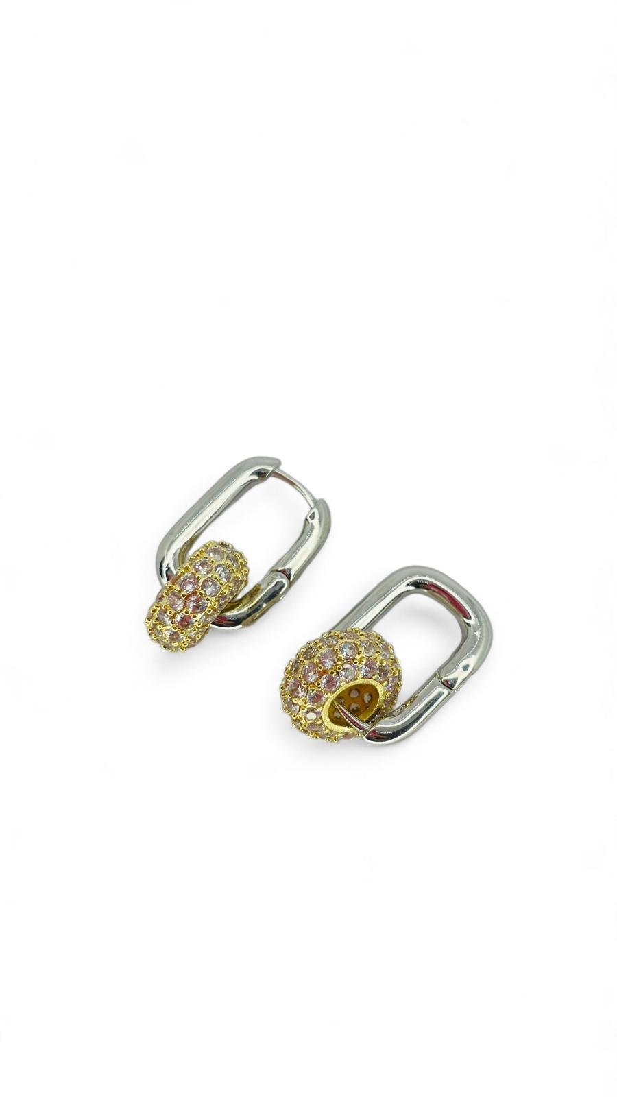 Full Taş Toplu Oval Küpe