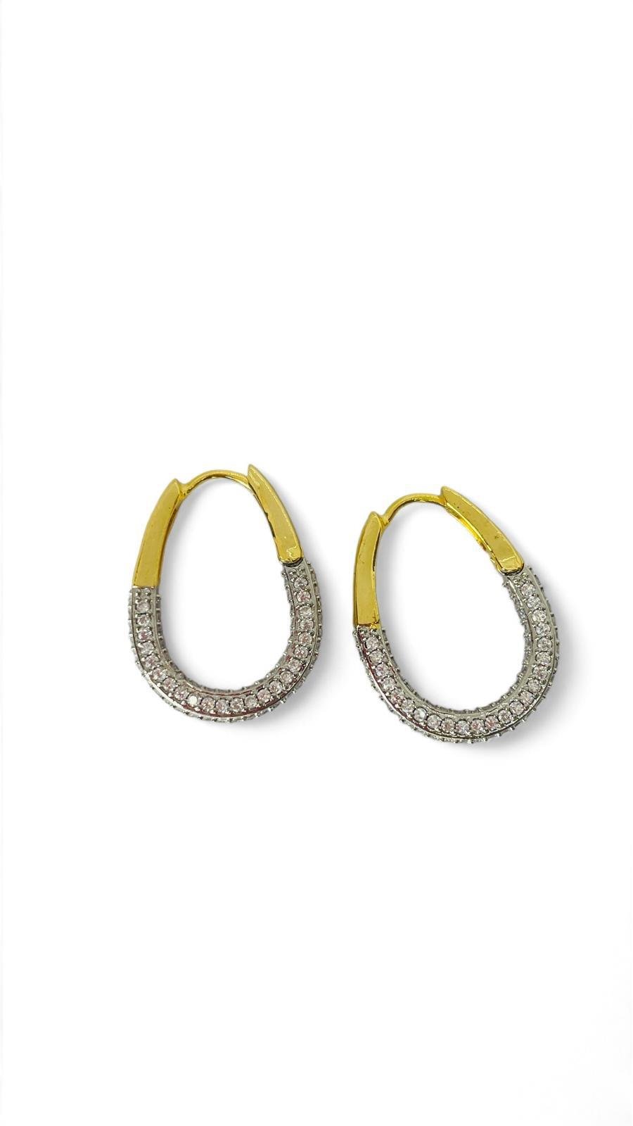 Full Taşlı Su Damlası Küpe