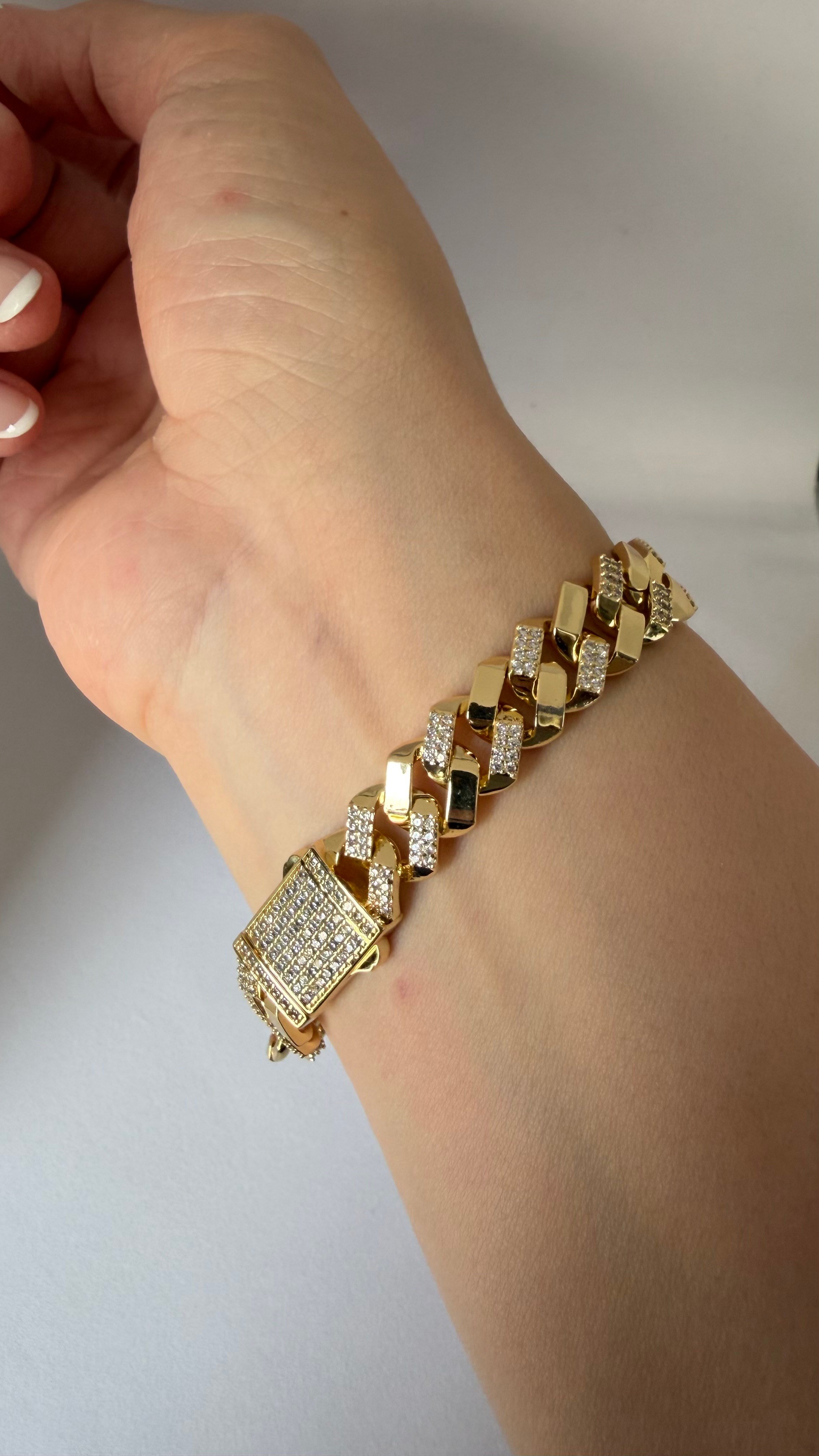 Gold Gurmet 14K Kaplamalıdır Kilit Full Taşlı Bileklikler 