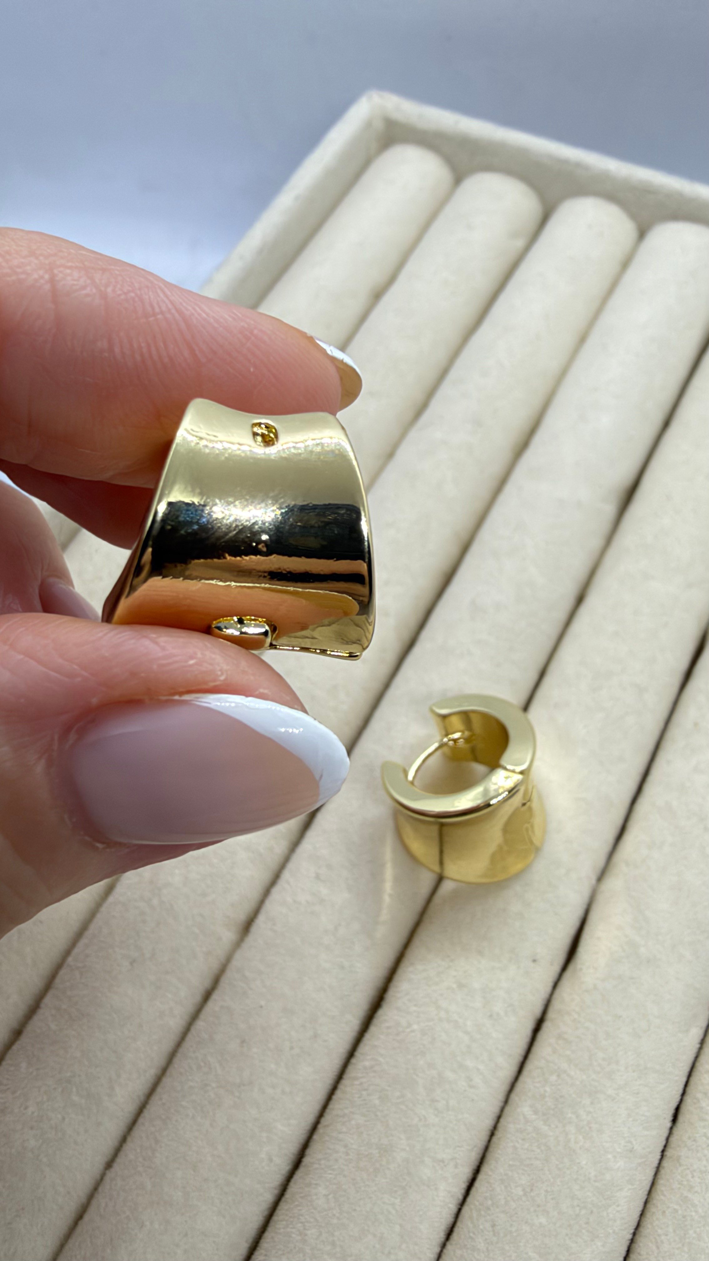 Gold Küpe