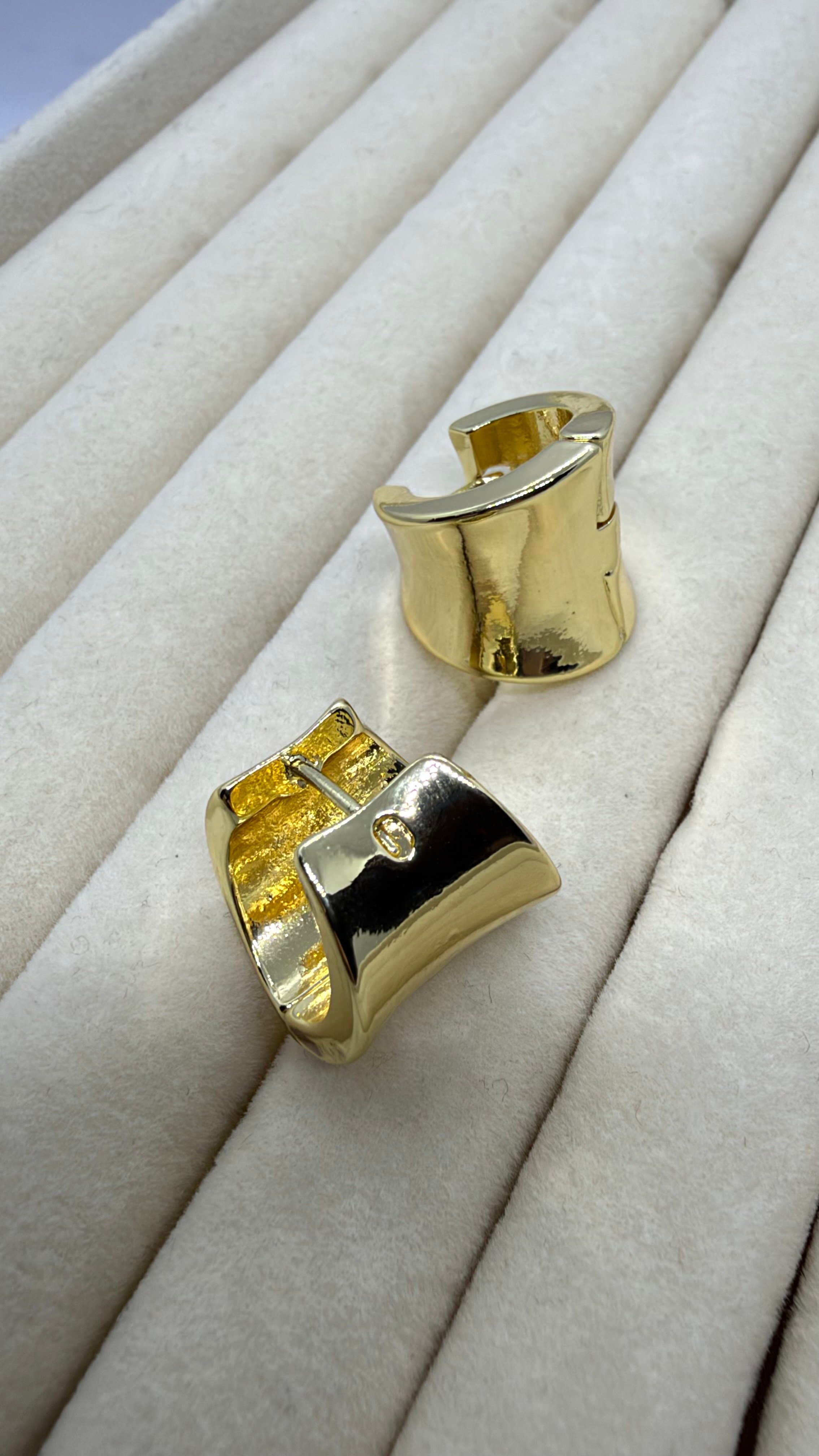 Gold Küpe