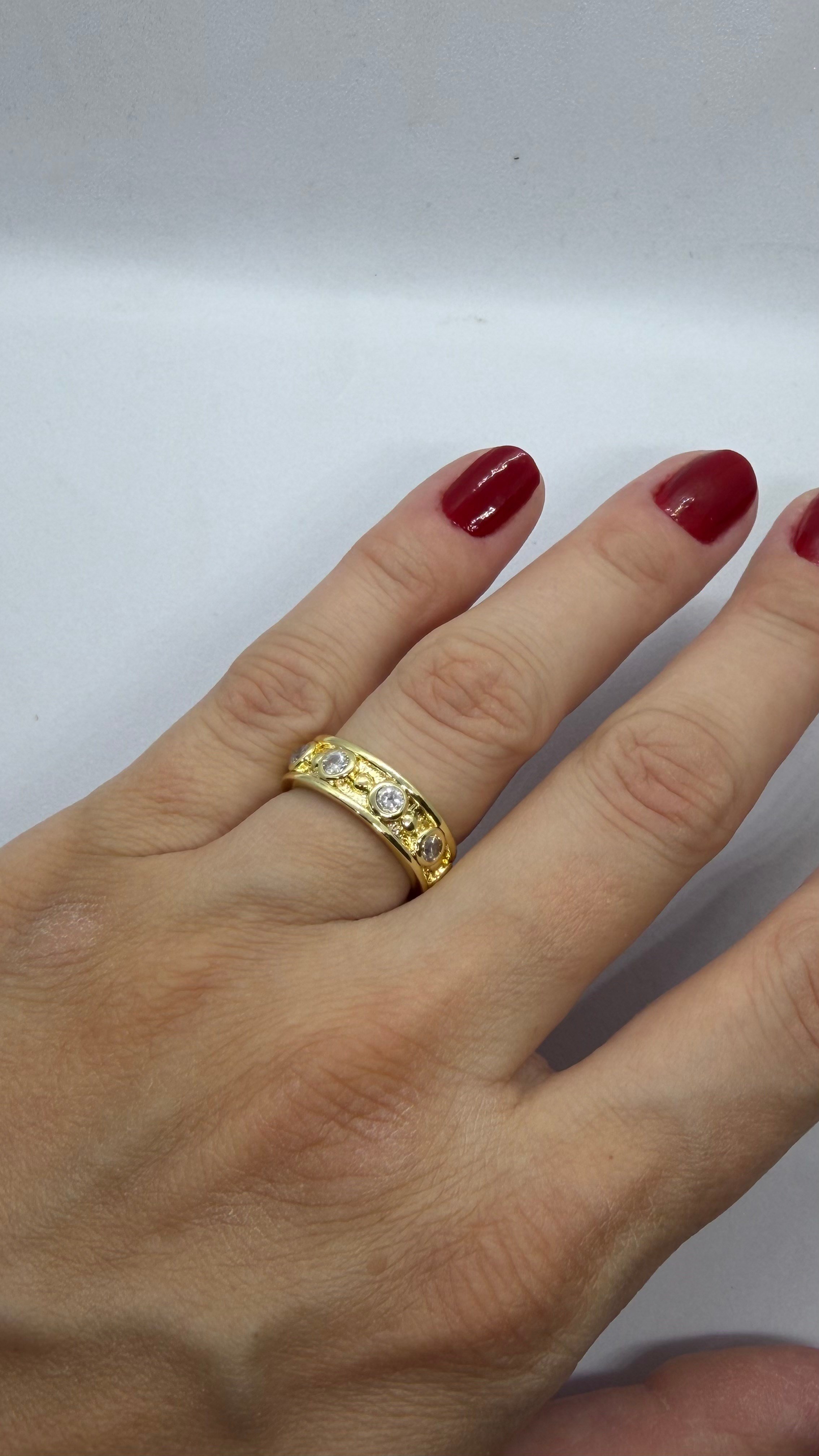 Gold Renk Mini Taşlı Ayarlanabilir Yüzük 