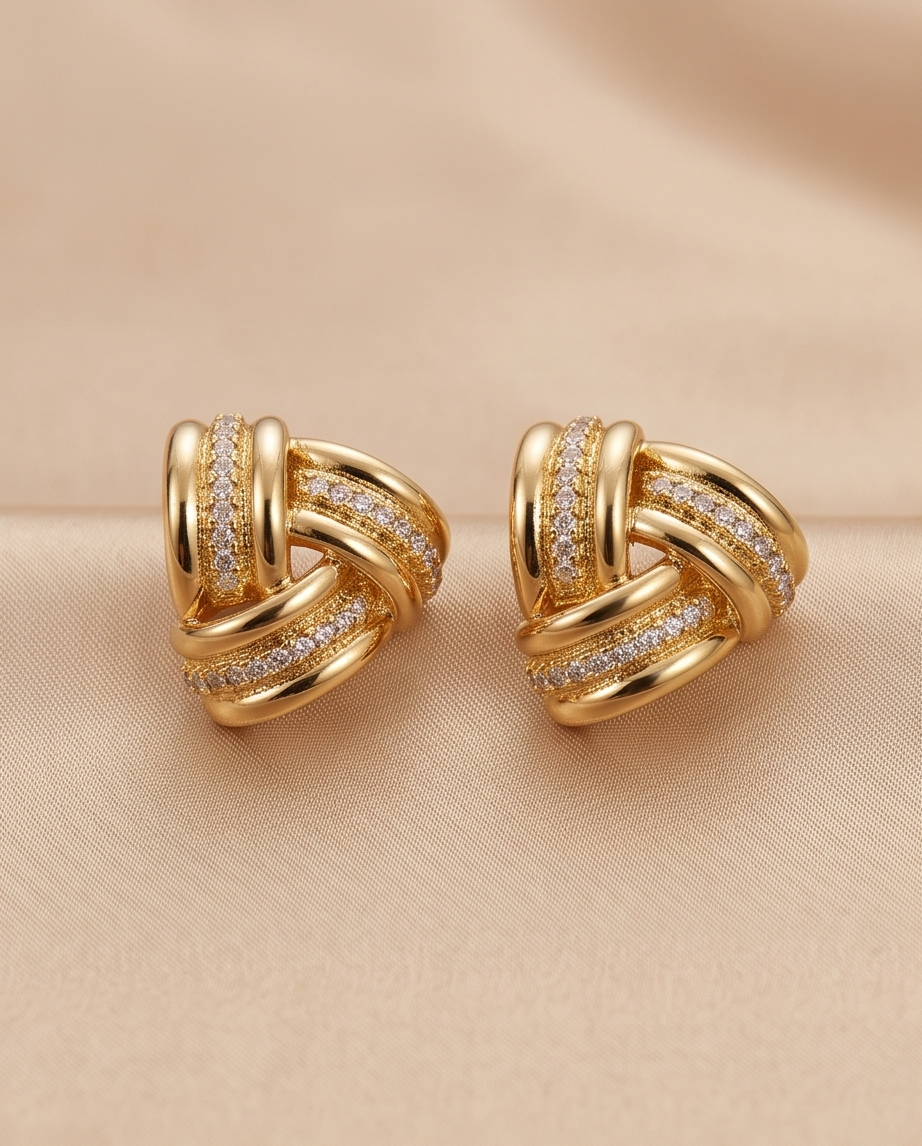 Gold Üçgen Küpe