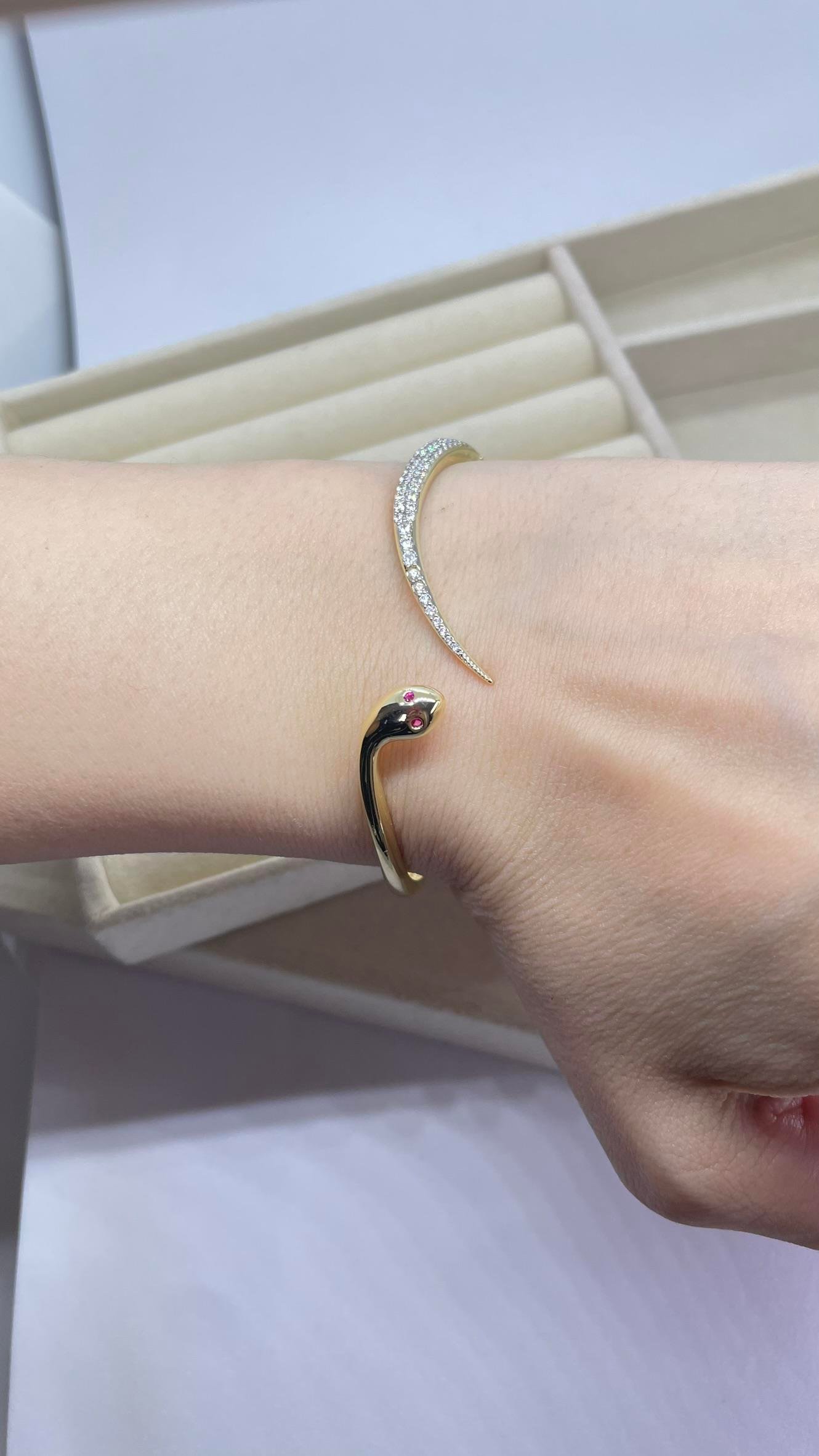 Gold Yılan Kelepçe