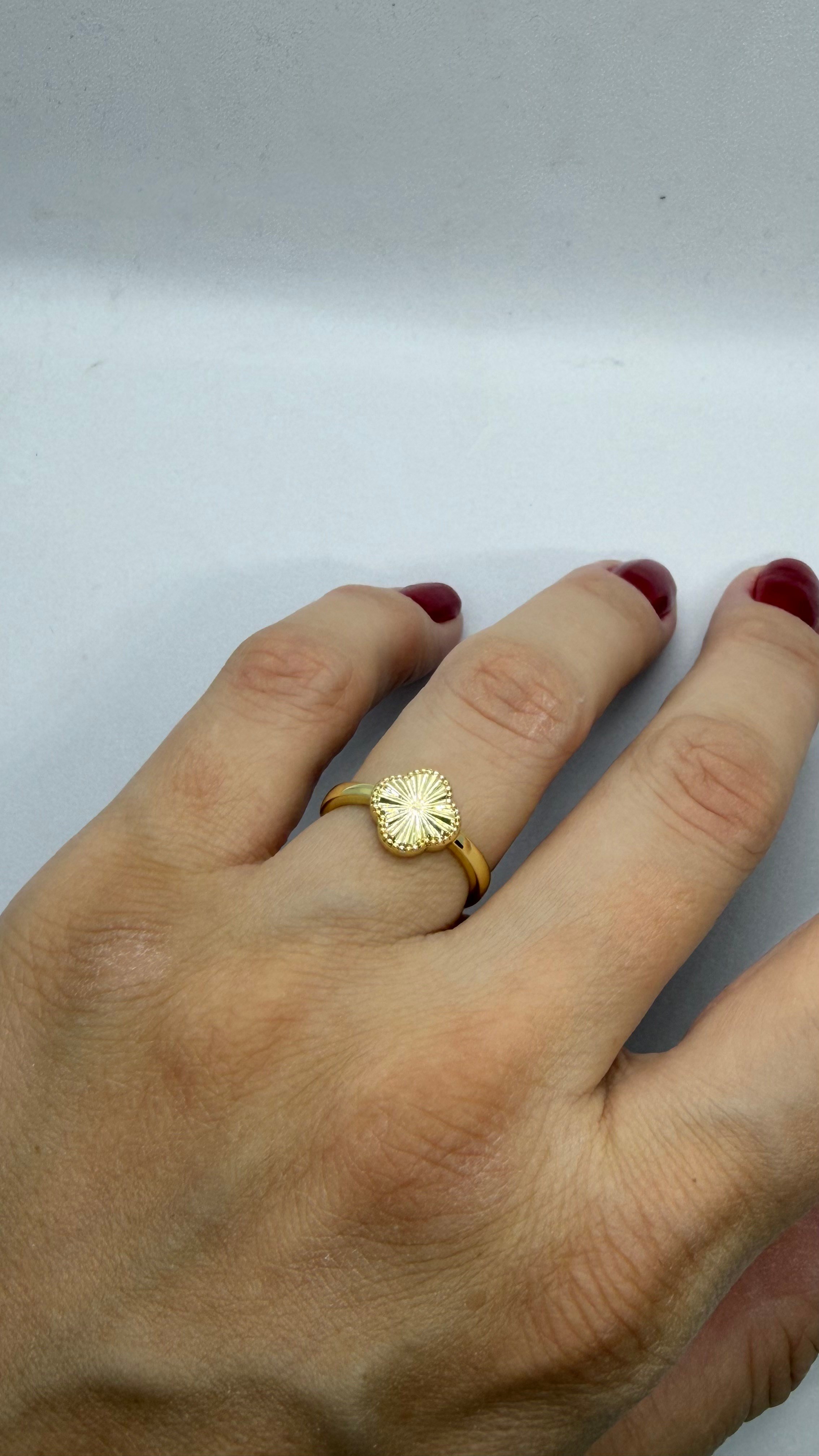 Gold Yonca Ayarlanabilir Yüzük 