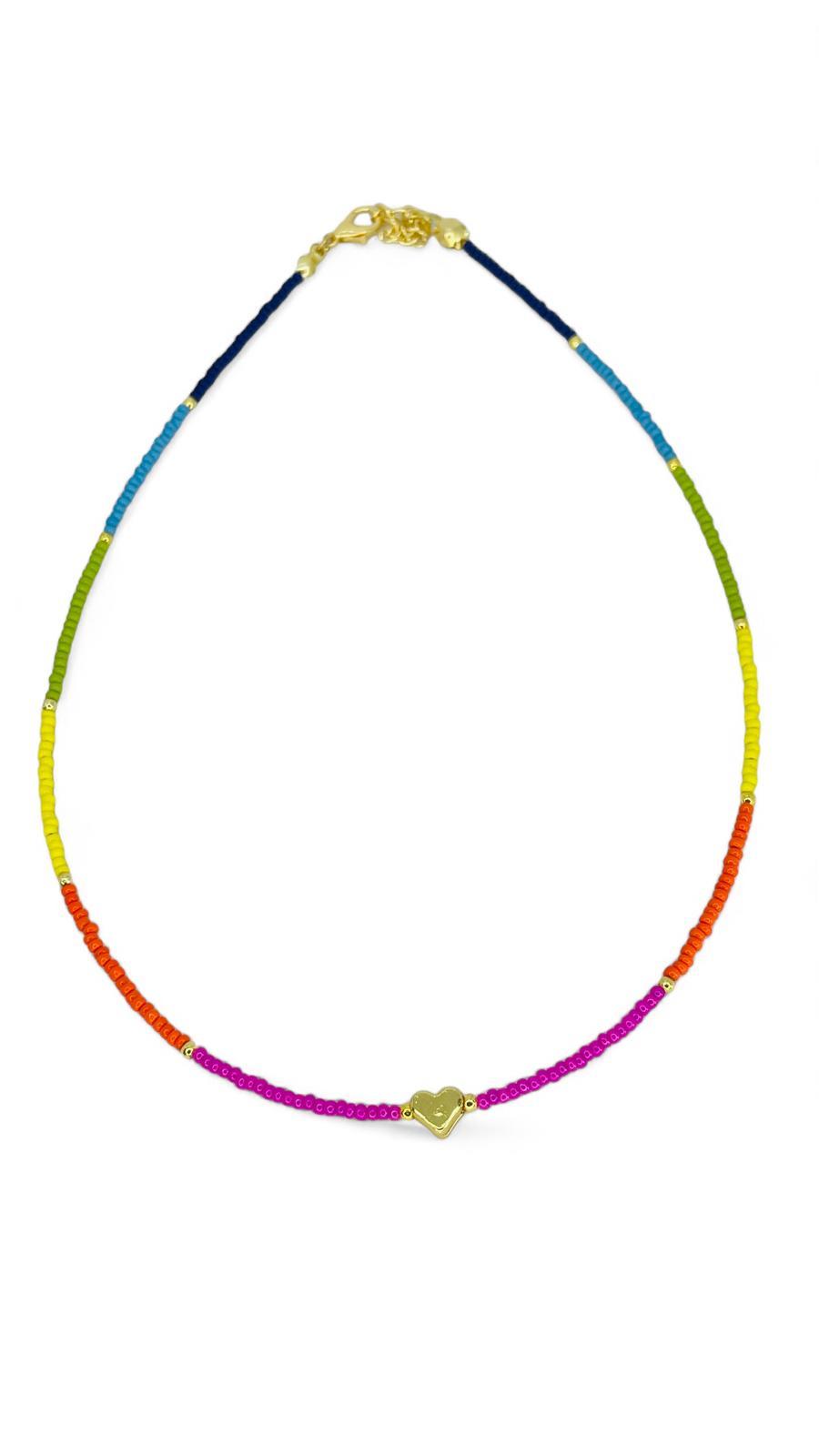 İnce Kum Boncuk Kalp Detaylı Kolye