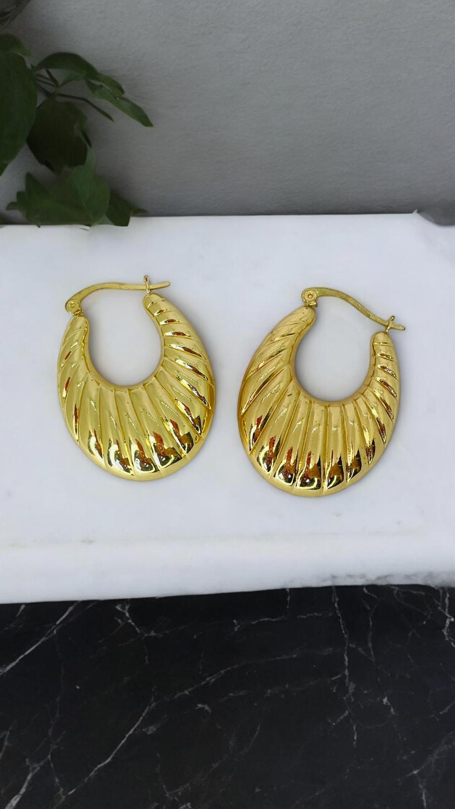 İstiridye Gold Halka Küpe