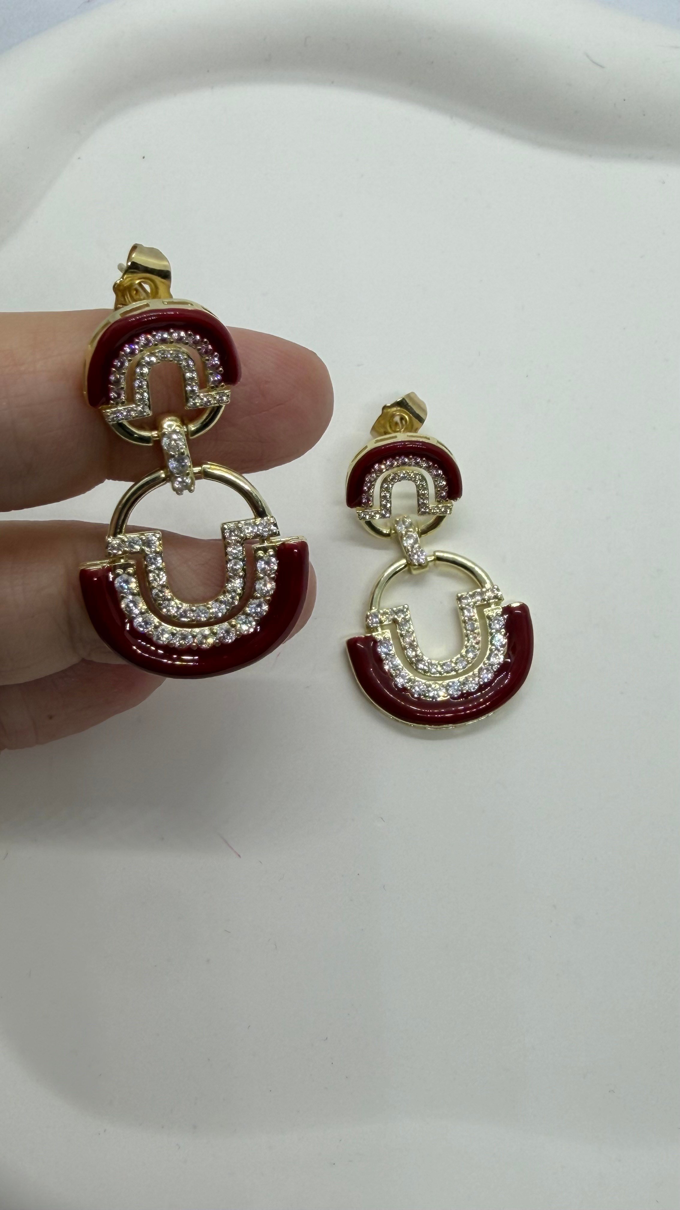 Kahverengi Gold Taşlı Sallantılı Küpe 