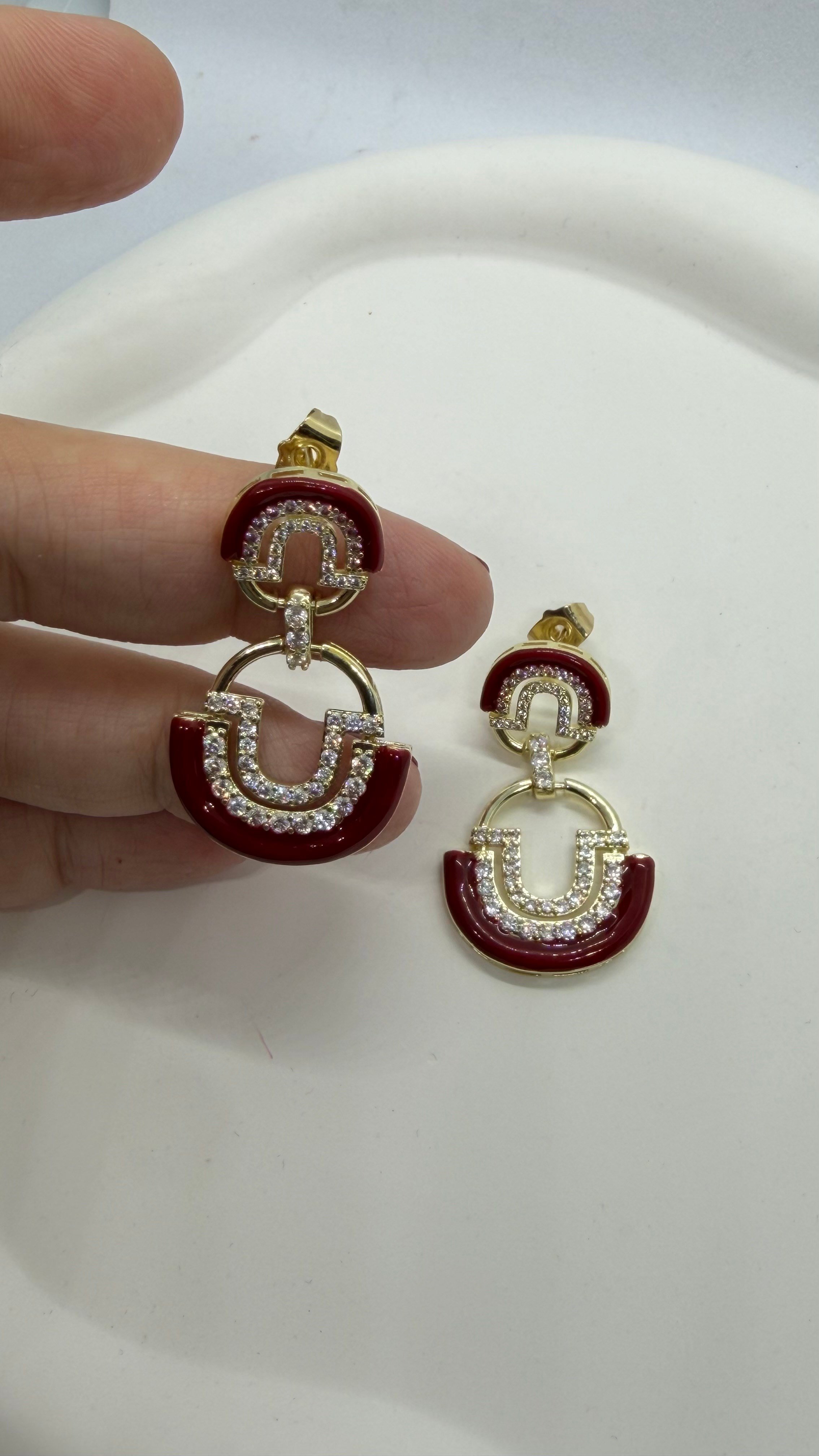 Kahverengi Gold Taşlı Sallantılı Küpe 