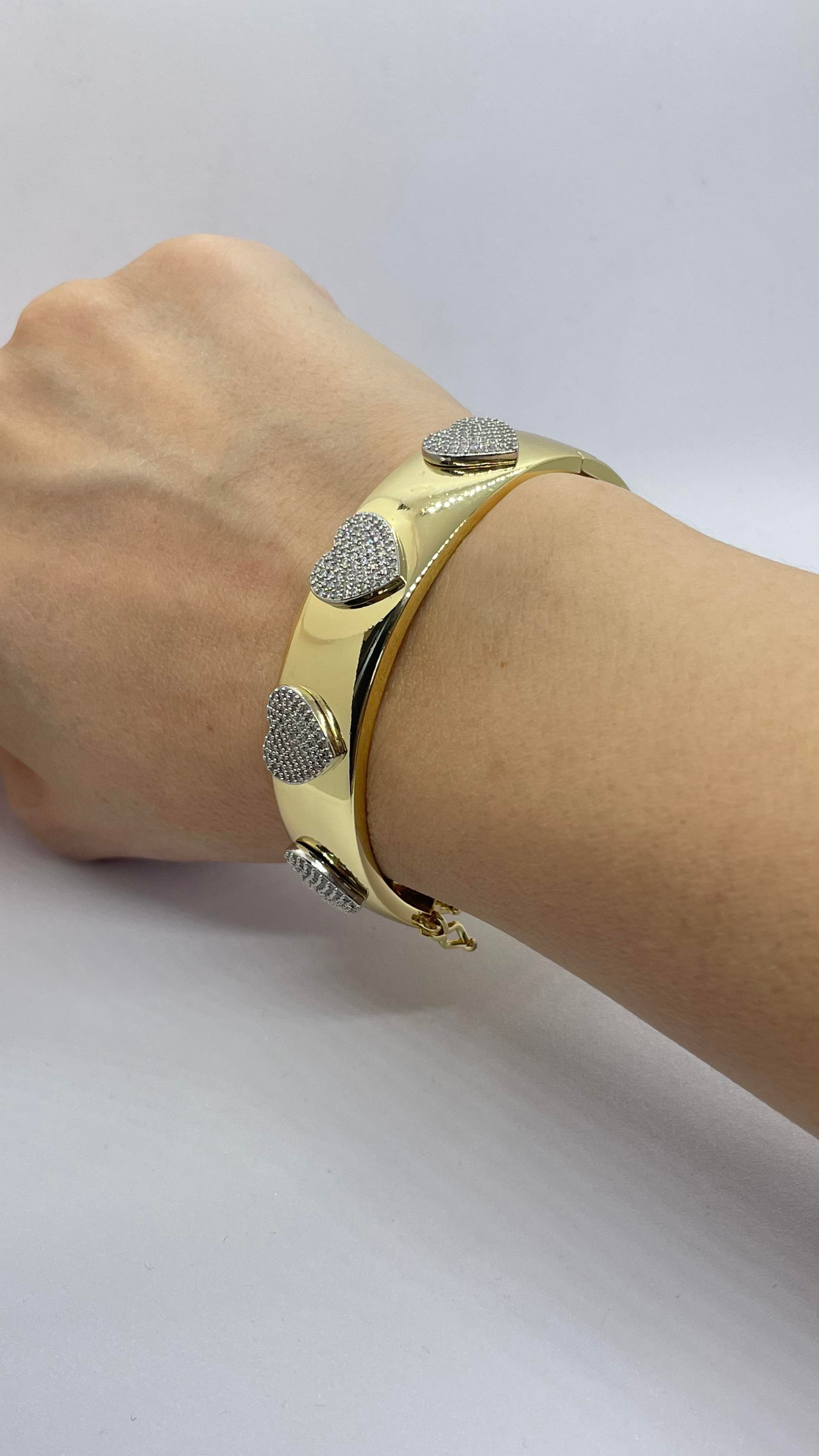 Kalp Detaylı gold kelepçe