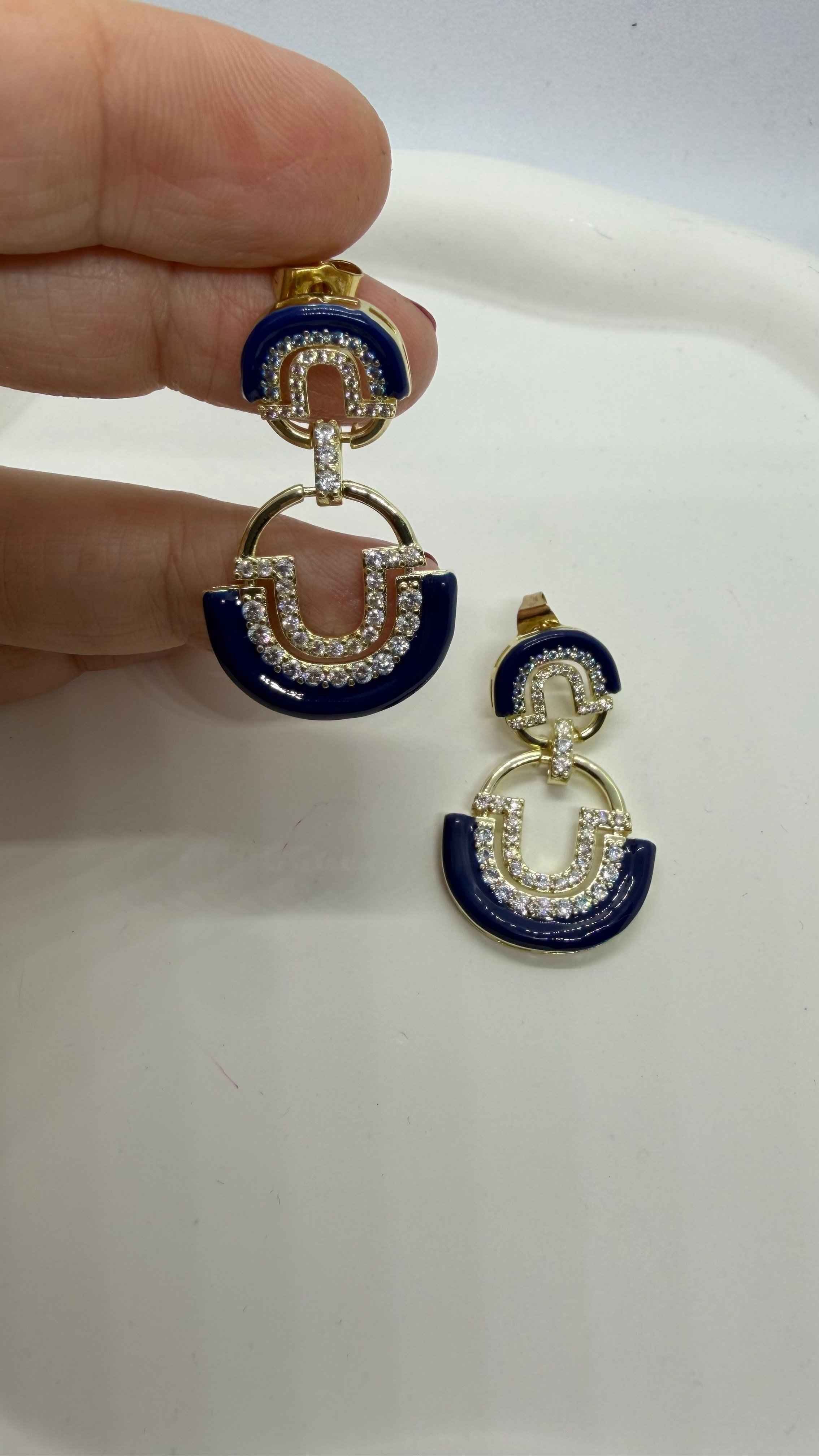 Lacivert Gold Taşlı Sallantılı Küpe