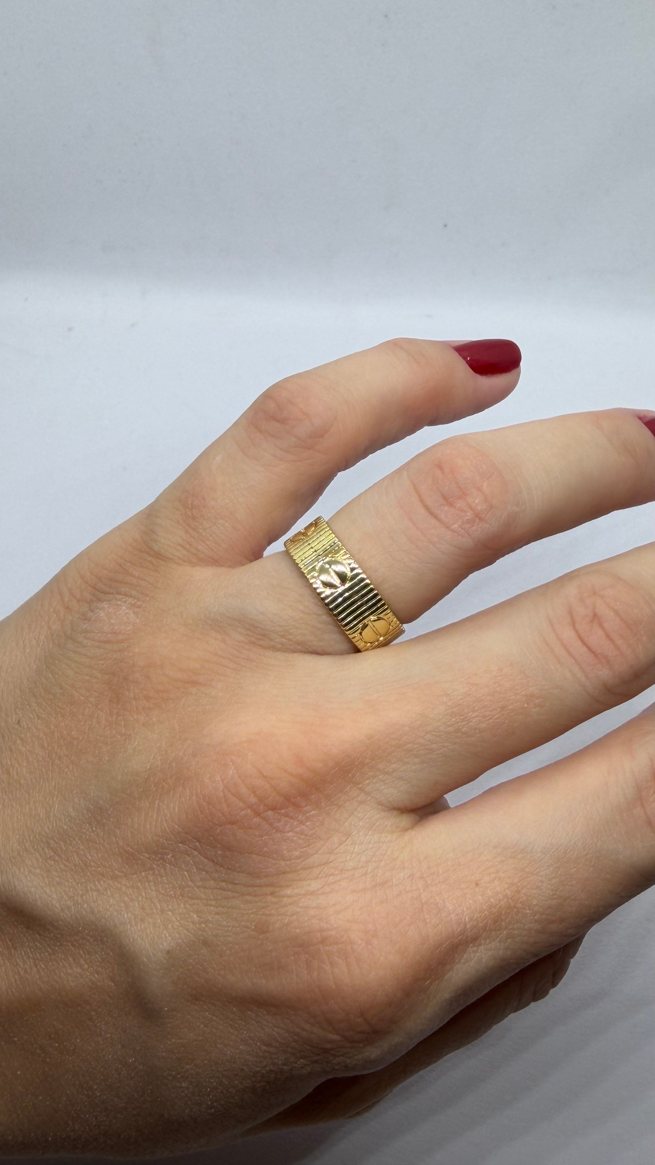 Marka Model Gold Renk Yüzük