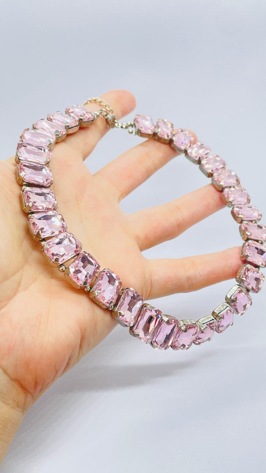 Pembe Büyük Swa Taşlı Choker Kolye