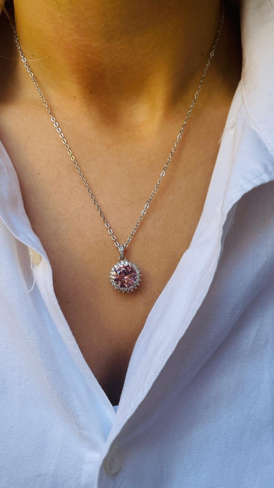 Pembe Taş Uçlu Kolye