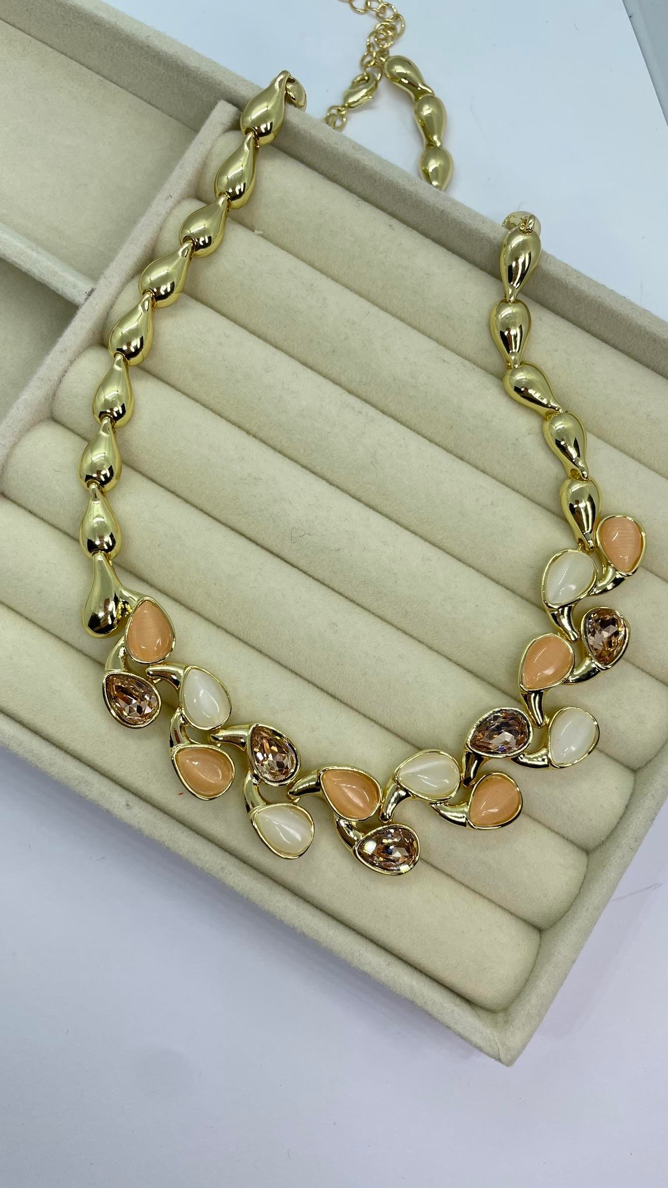 Premium Seri Damla Bej Renk Taşlı Kolye