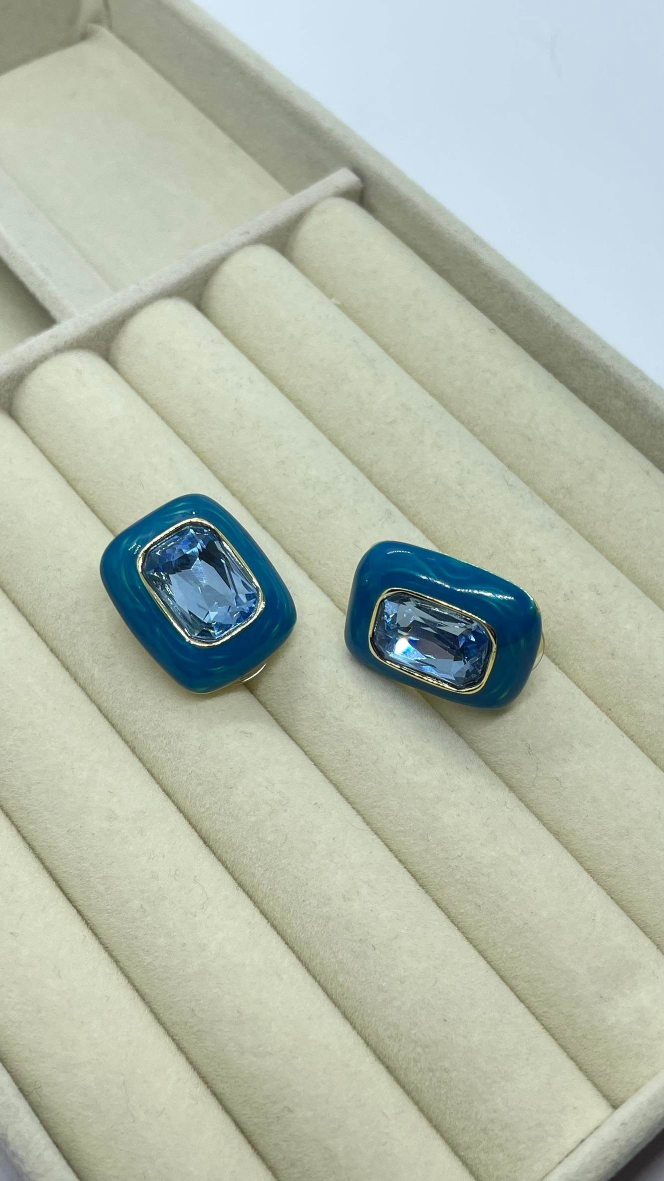 Premium Seri Lacivert Küpe