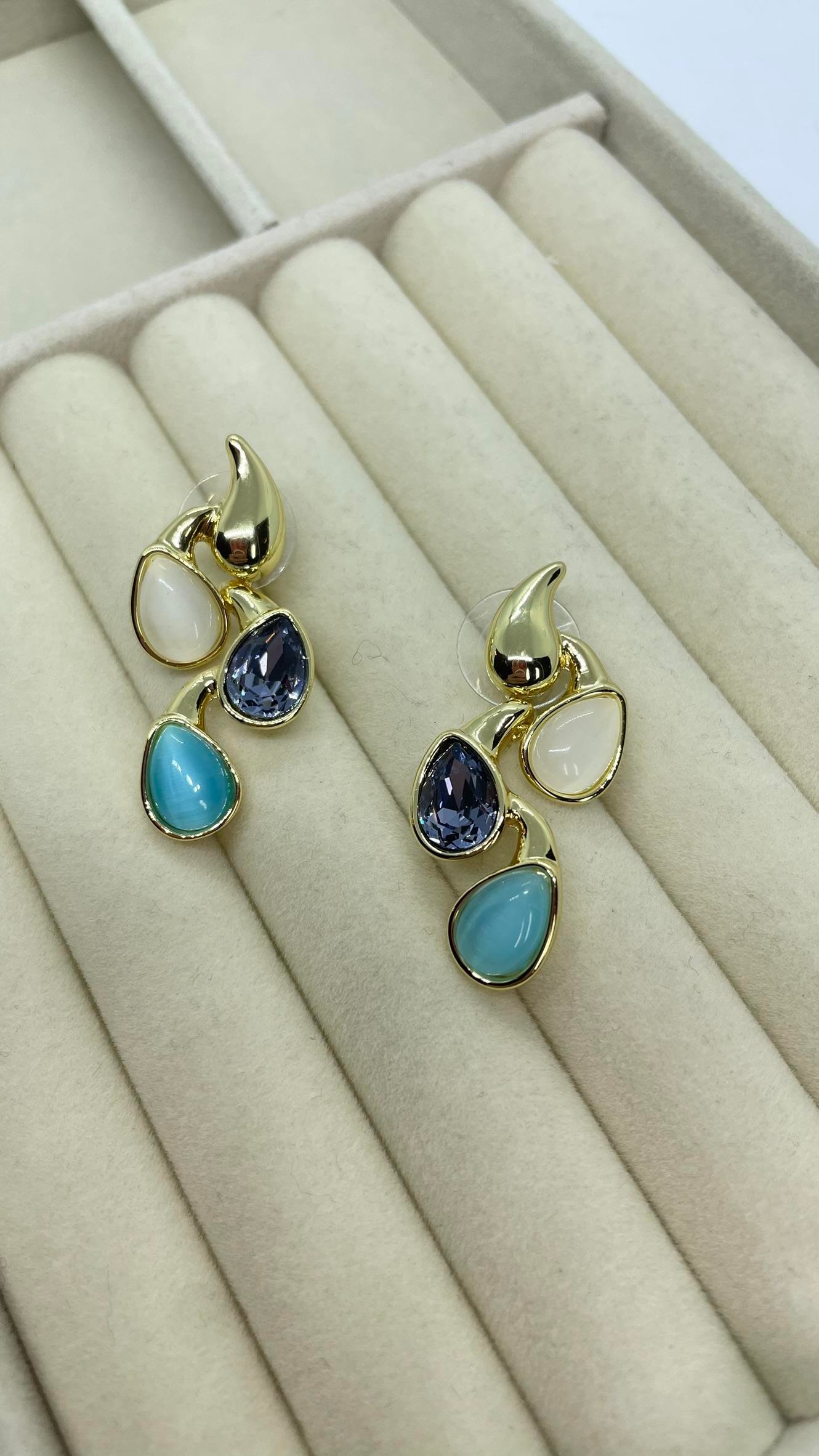 Premium Seri  Mavi Damla Küpe