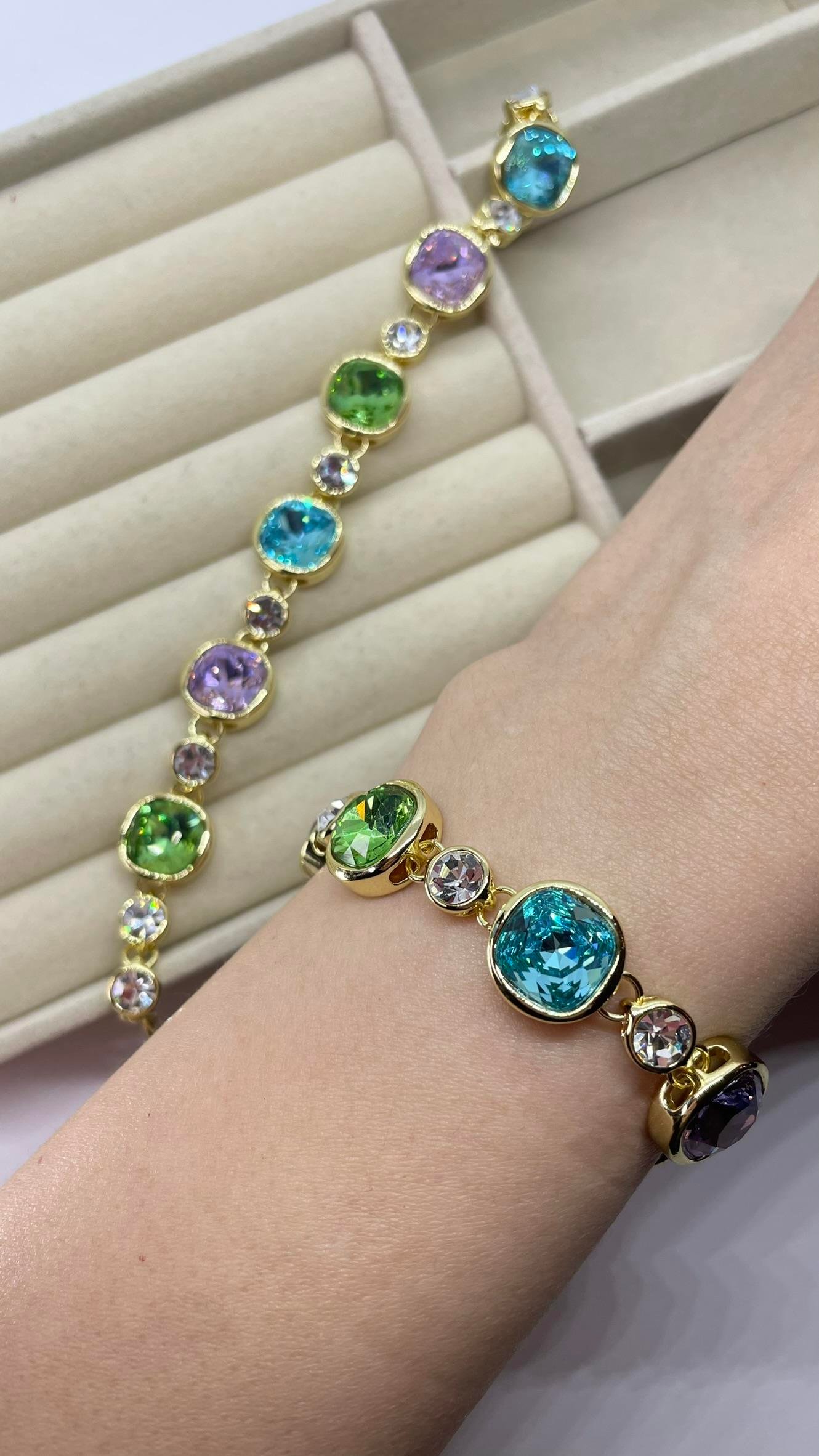 Premium Seri Mor, Yeşil Ve Mavi Taşlı Bileklik