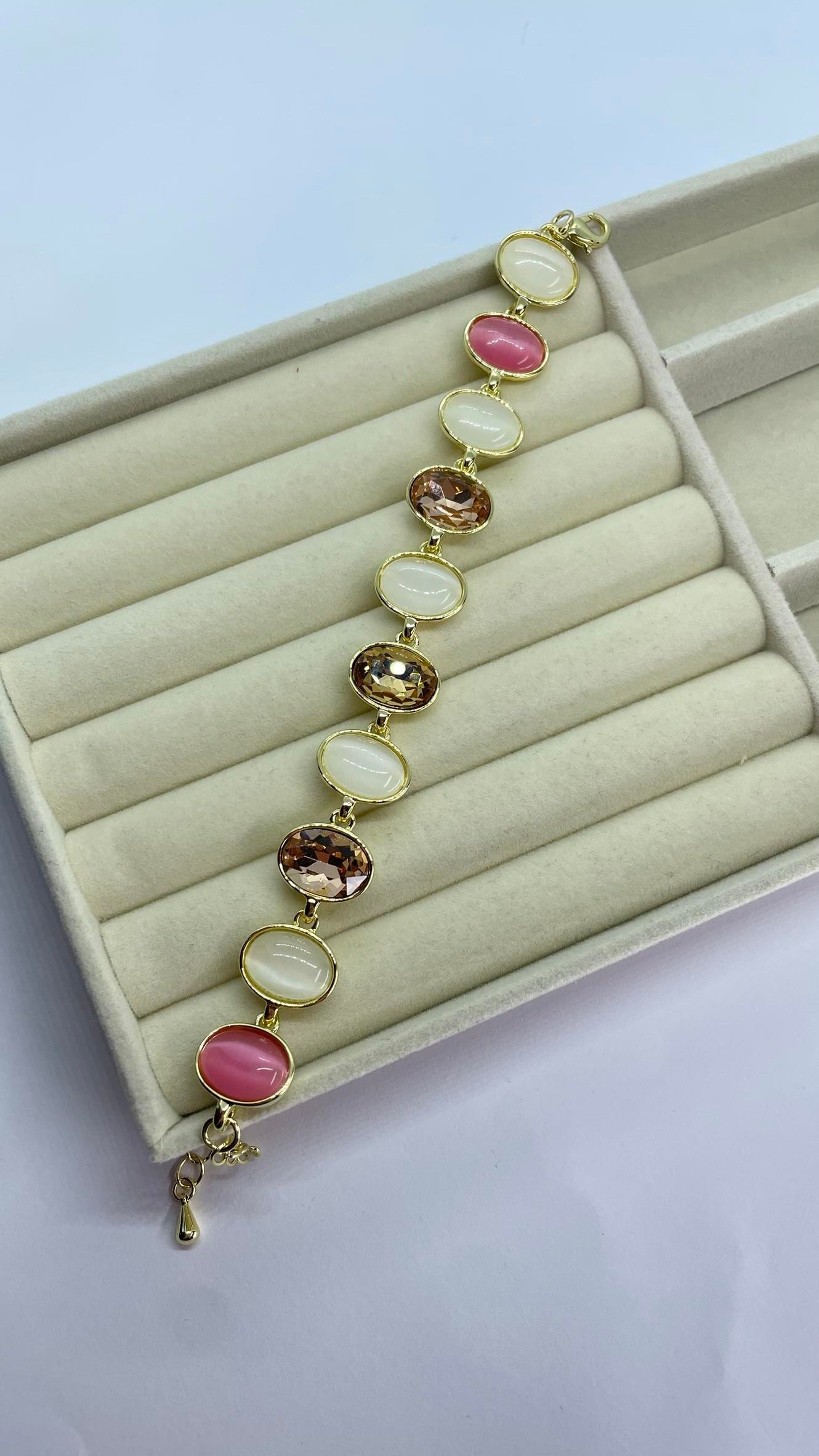 Premium Seri Pembe  Taşlı Bileklik