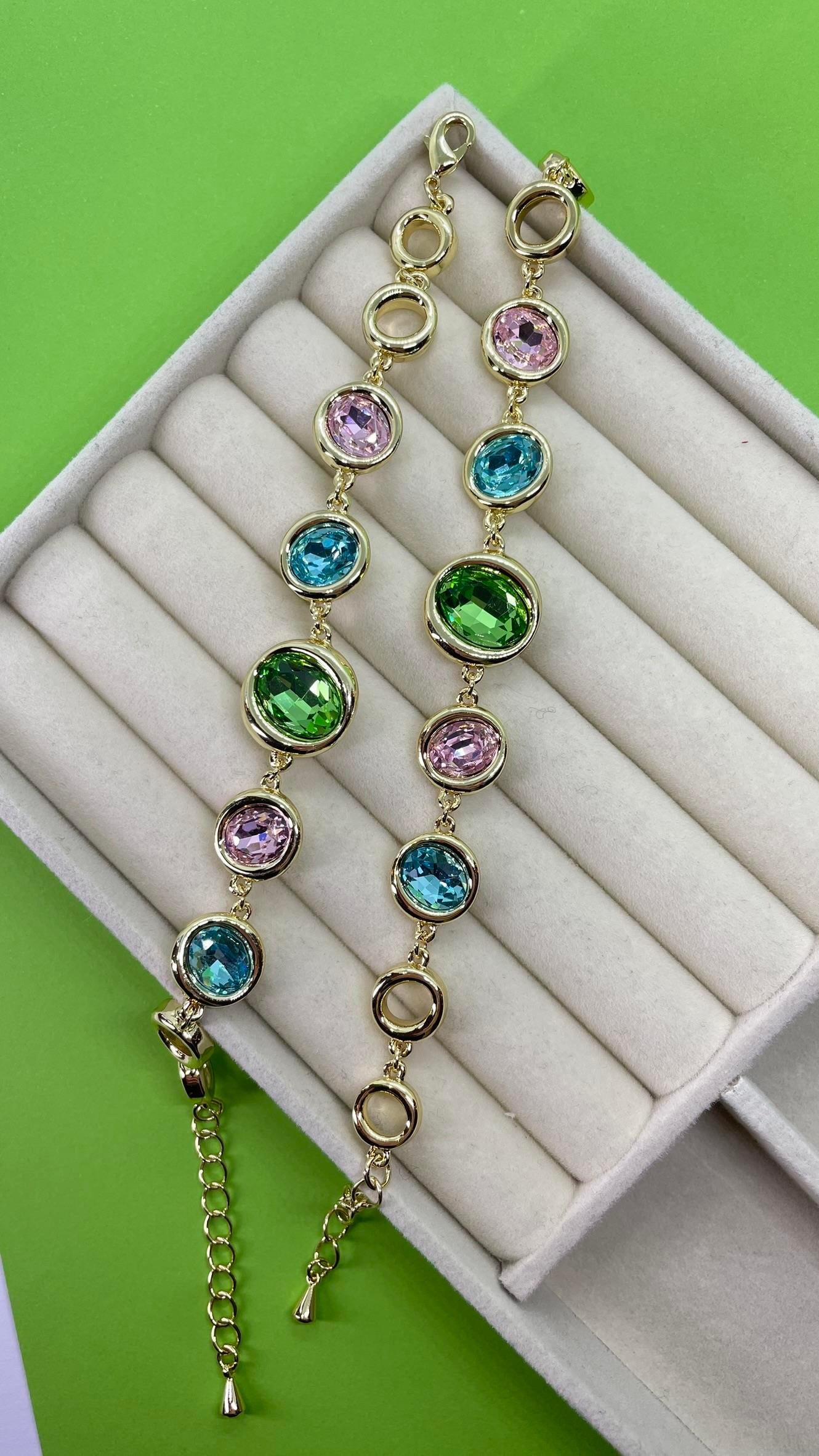 Premium Seri Renkli Taşlı Gold Bileklik