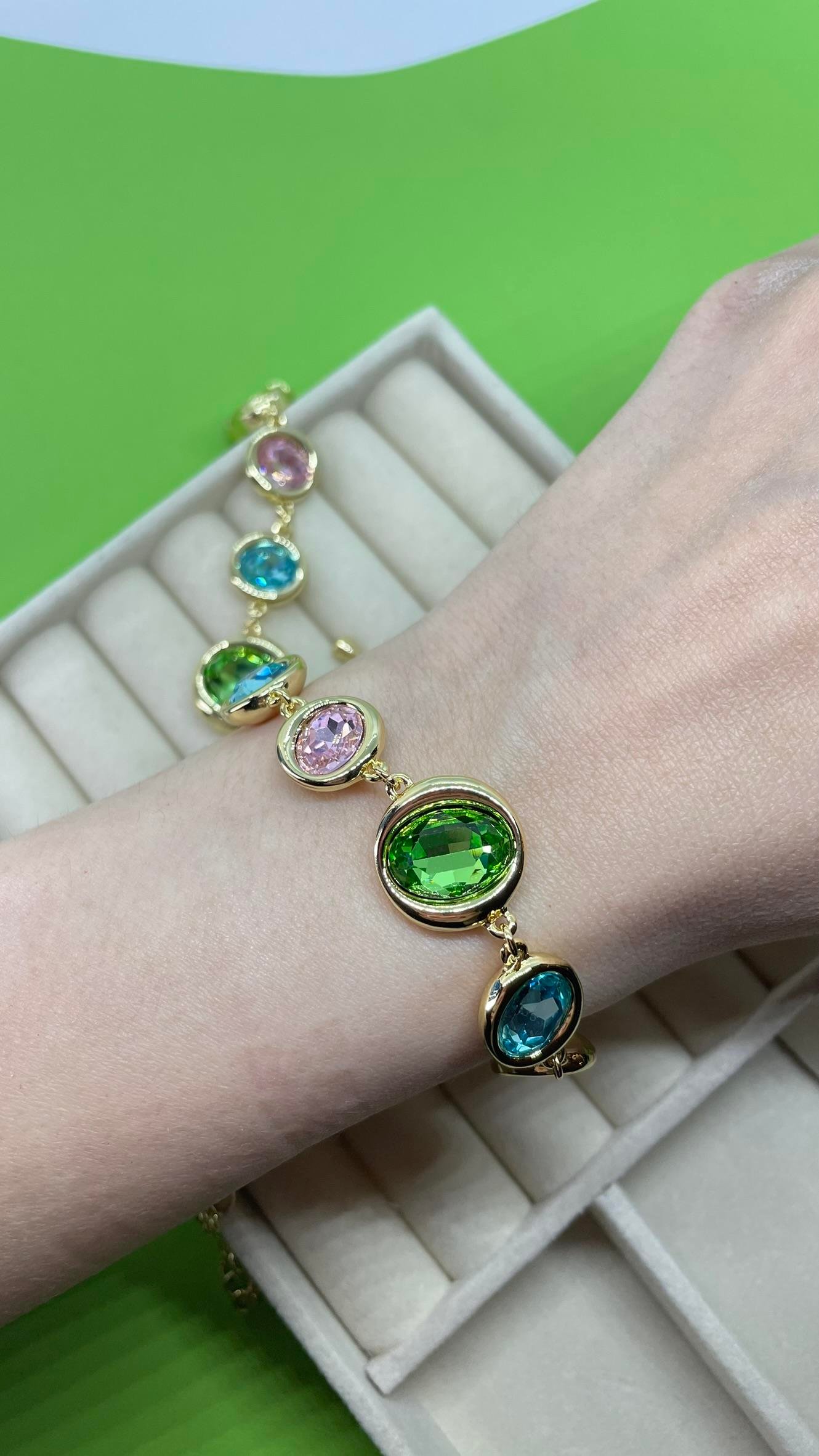 Premium Seri Renkli Taşlı Gold Bileklik