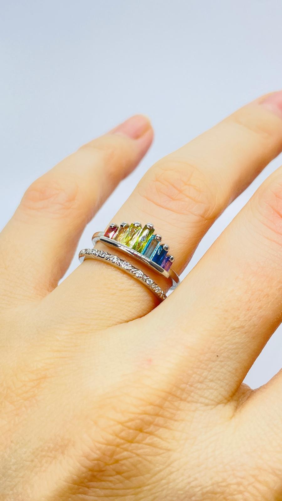 Renki Baget Taşlı Ayarlanabilir Taç Yüzük