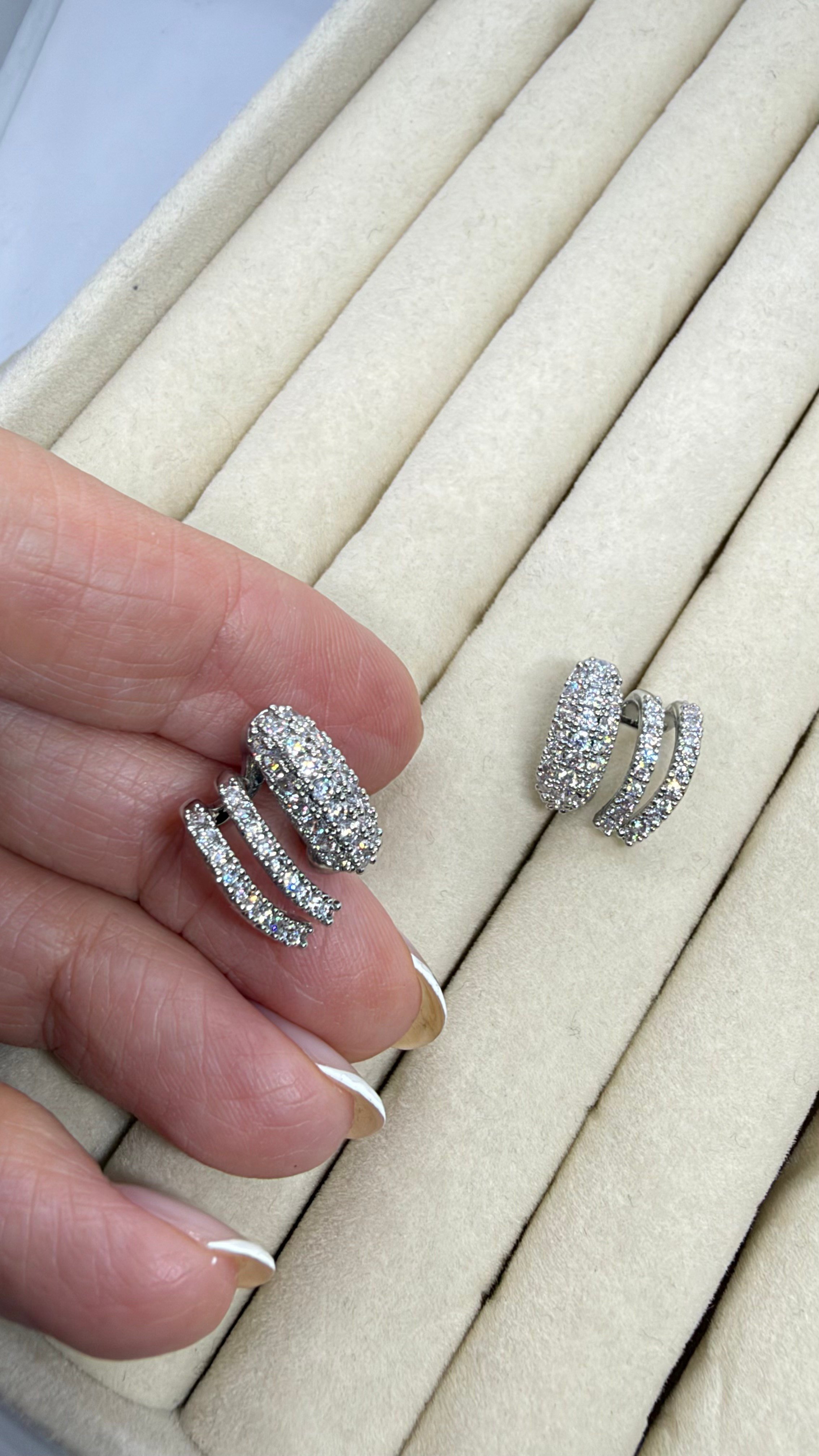 Silver Renk Üçleme Küpe