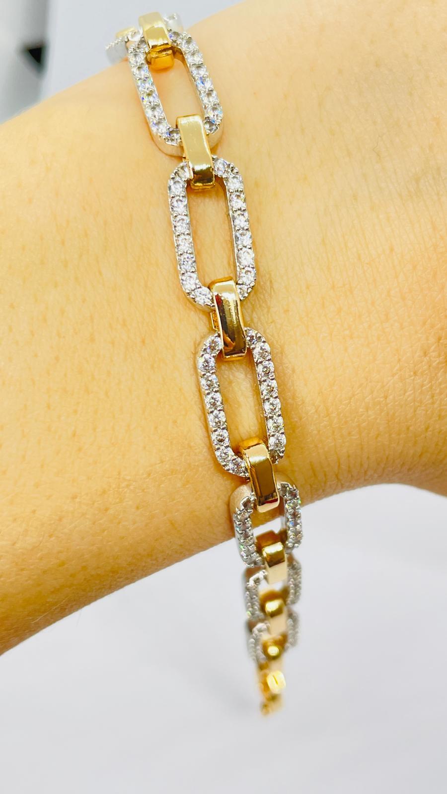 Taşlı Gold Bağlantılı Zincir Bileklik