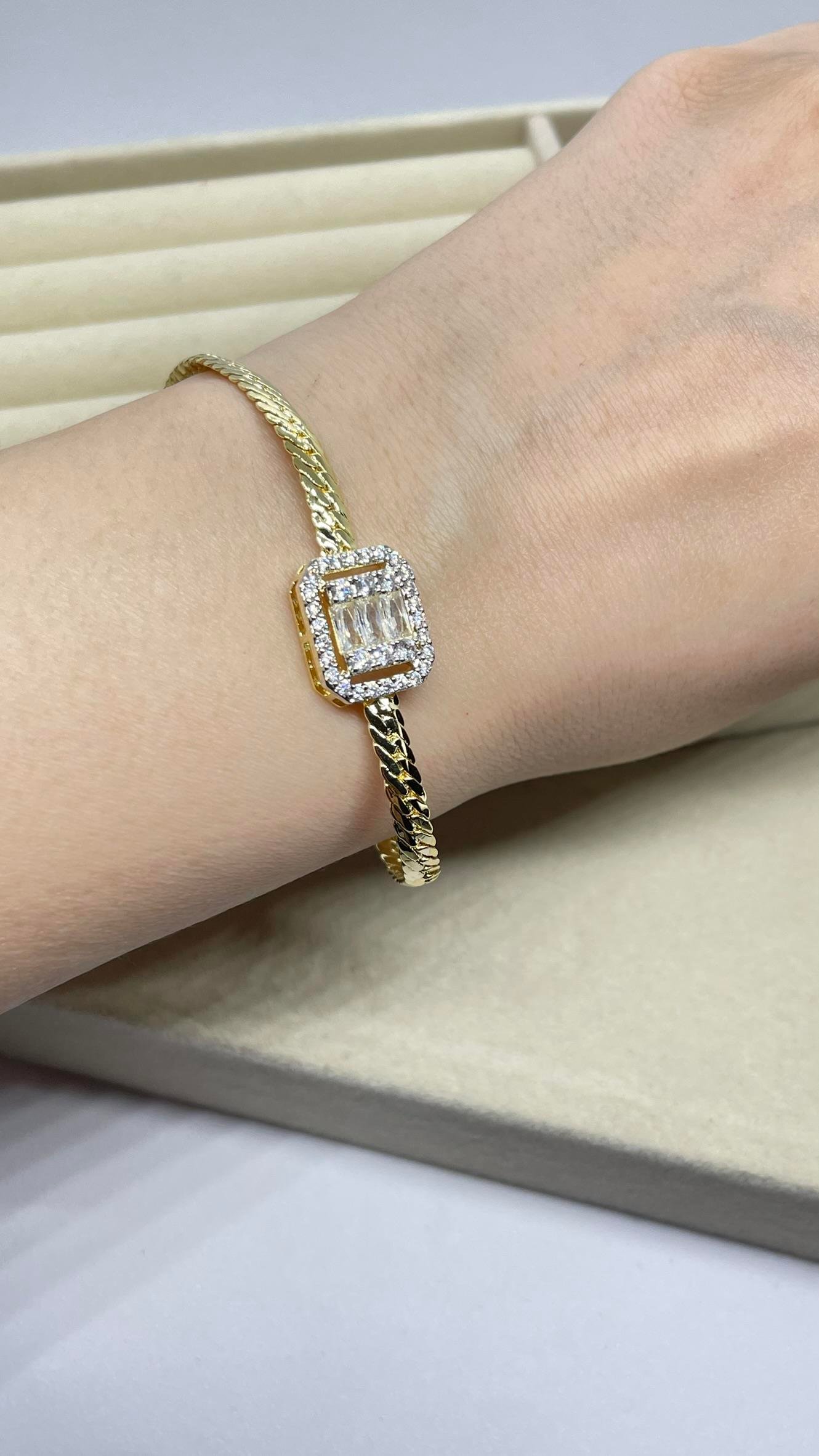 Taşlı İtalyan Ezme Bileklik