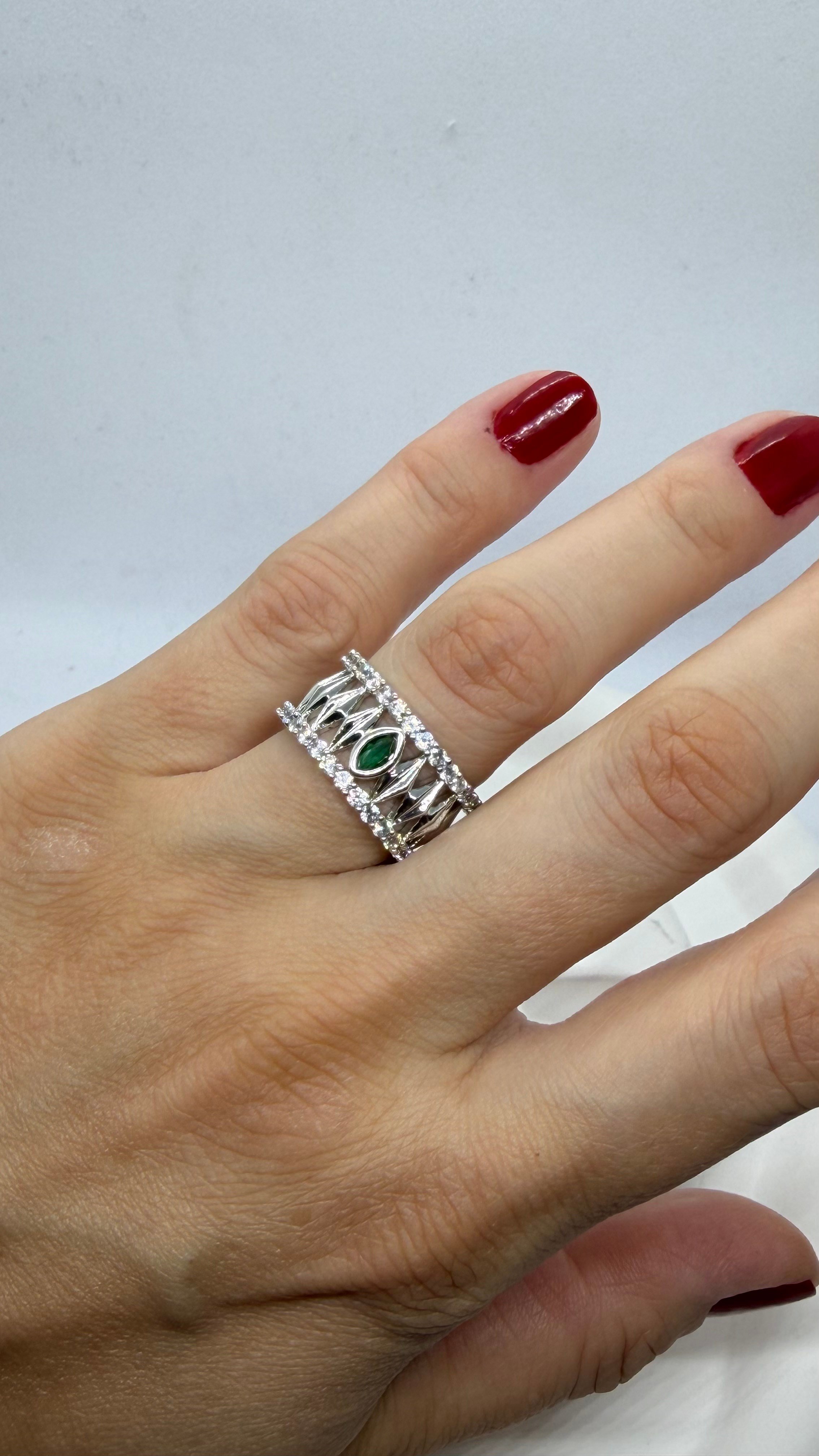 Taşlı  Silver Renk Yüzük Numaralı