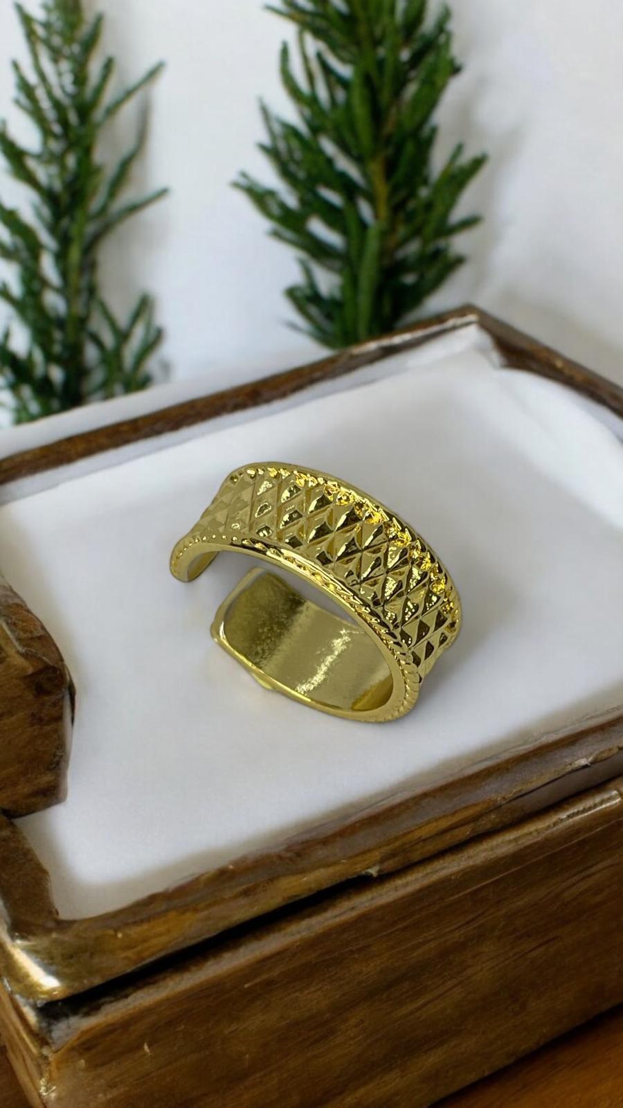 Tırtıklı Gold Ayarlanabilir Yüzük