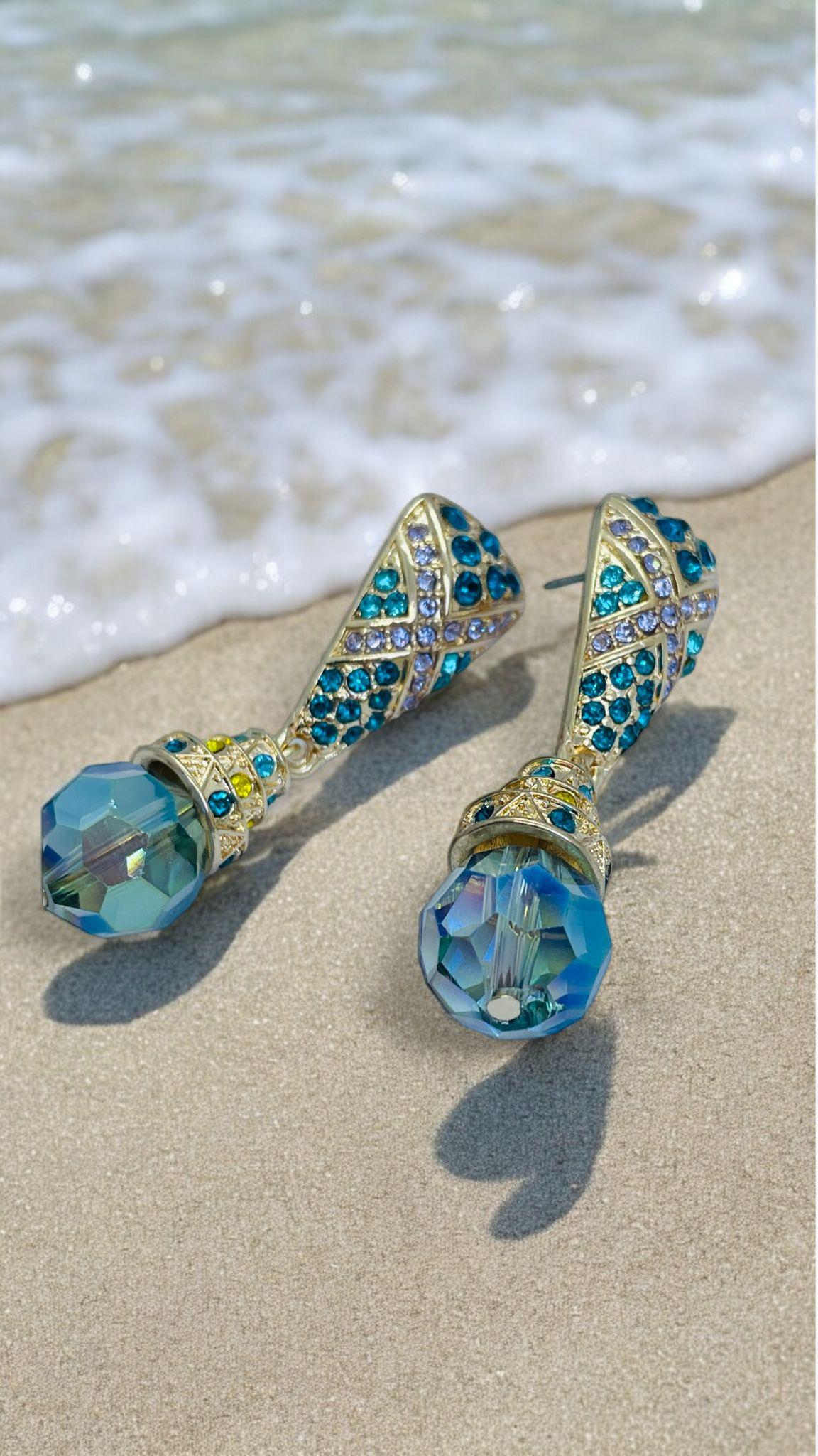 Turkuaz Taşlı Gold Vintage Küpe