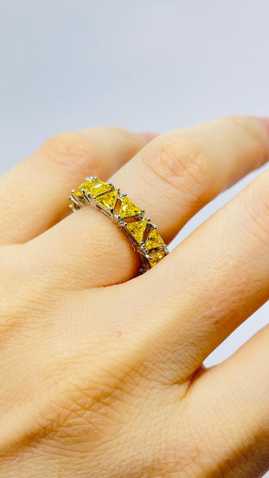 Üçgen Sarı Taşlı Tamtur Numaralı Yüzük