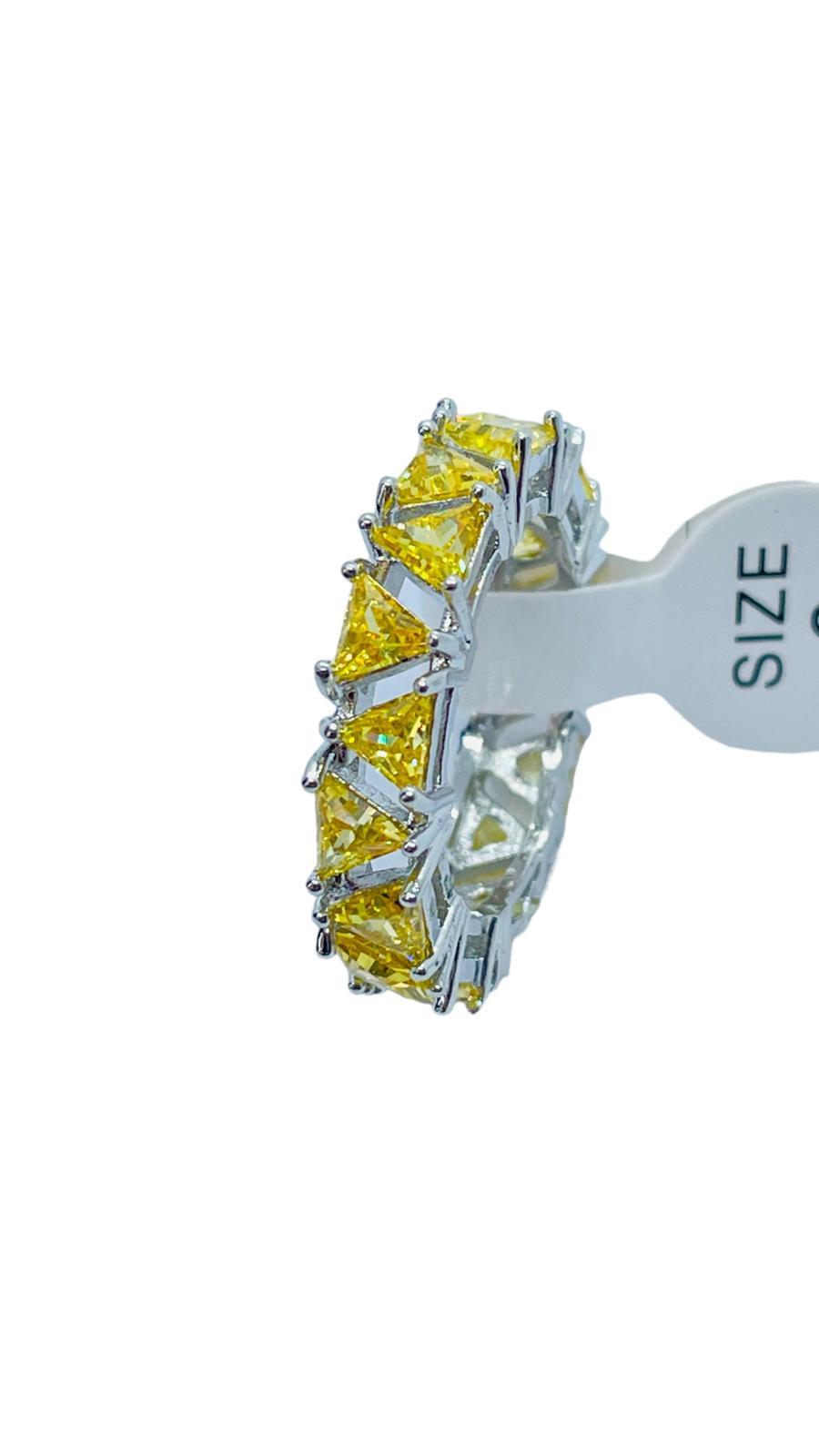 Üçgen Sarı Taşlı Tamtur Numaralı Yüzük