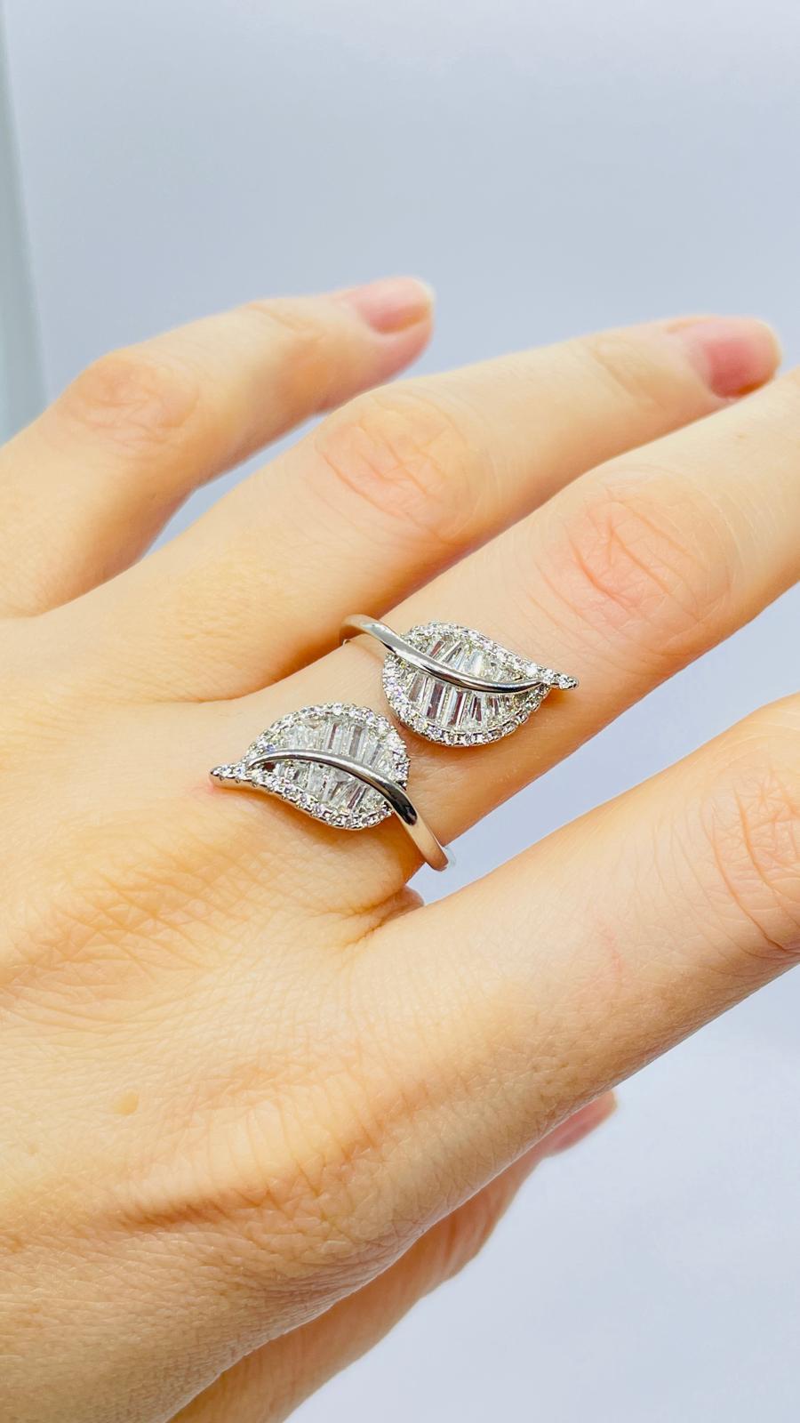 Yaprak Taşlı Ayarlanabilir Yüzük