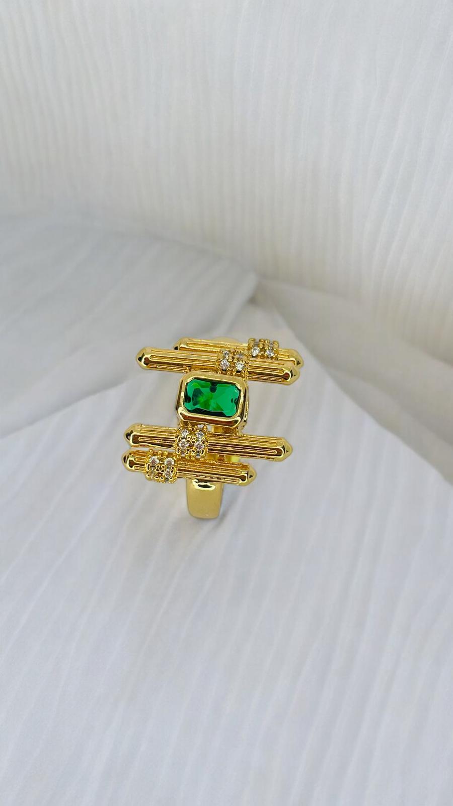 Yeşil Taşlı Zigzag Gold Ayarlanabilir Yüzük