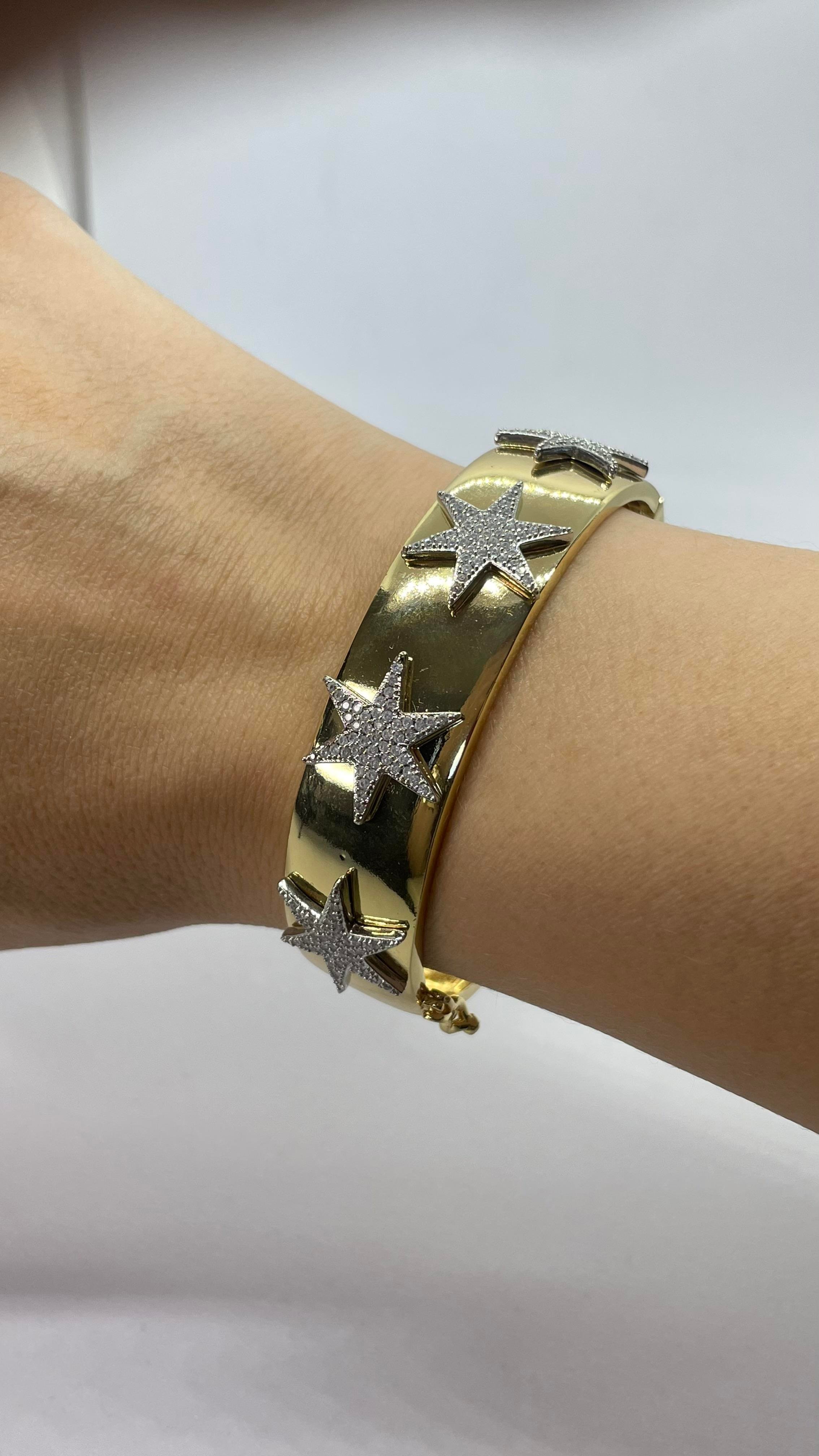 Yıldız Detaylı Gold Kelepçe