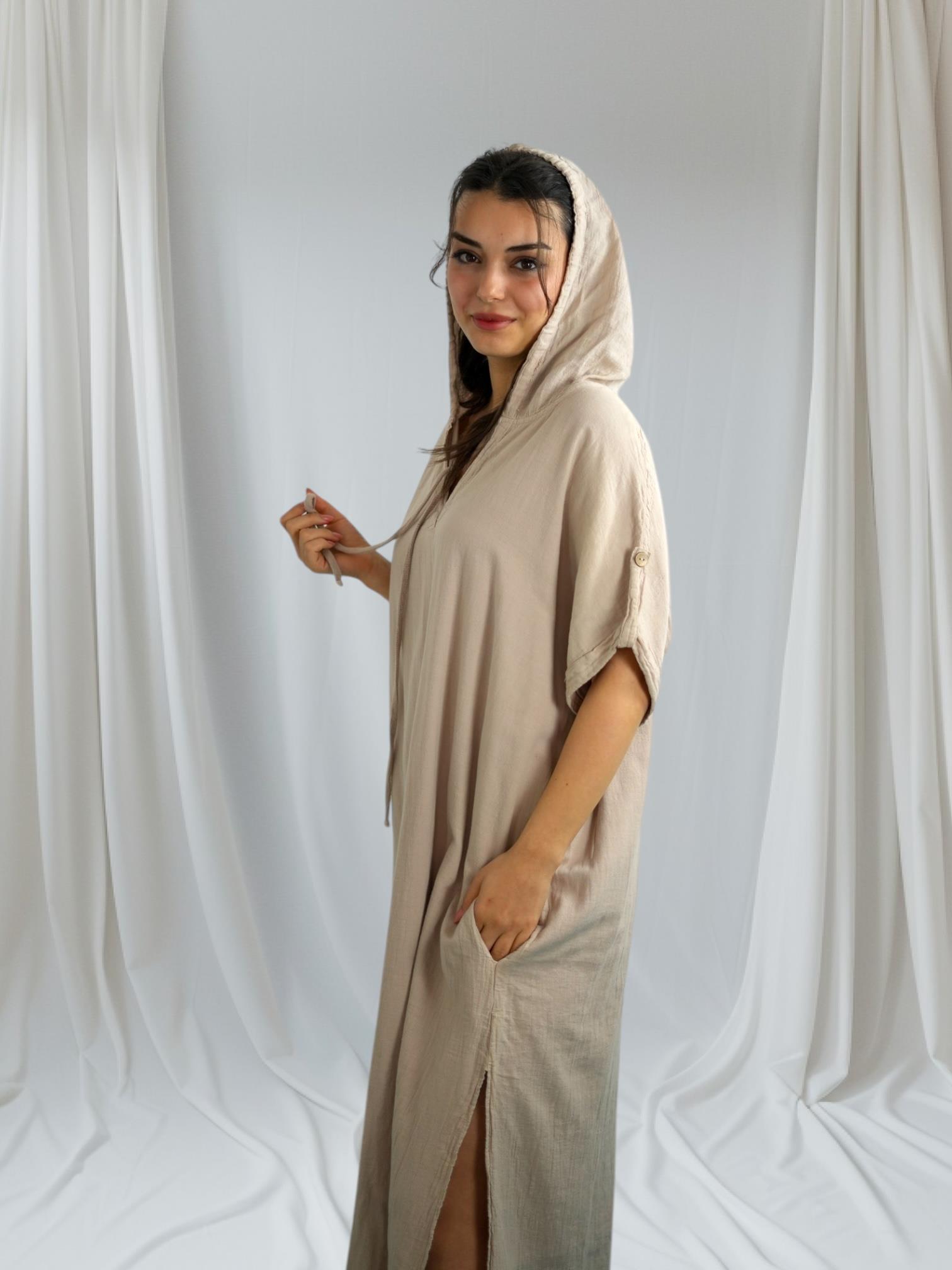 Bej Kapüşonlu Elbise