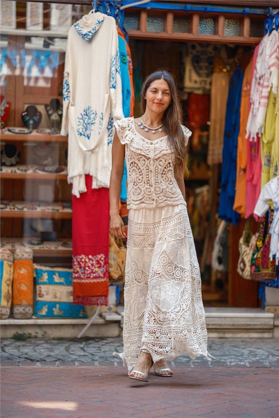 Beyaz Renk Örme Dantel Etek