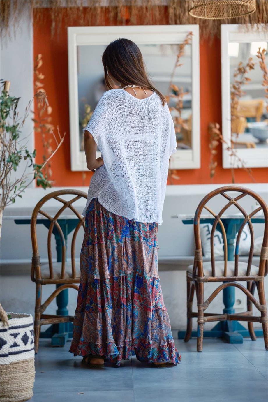 Beyaz Renk V Yaka Düğme Detaylı Merserize Bluz