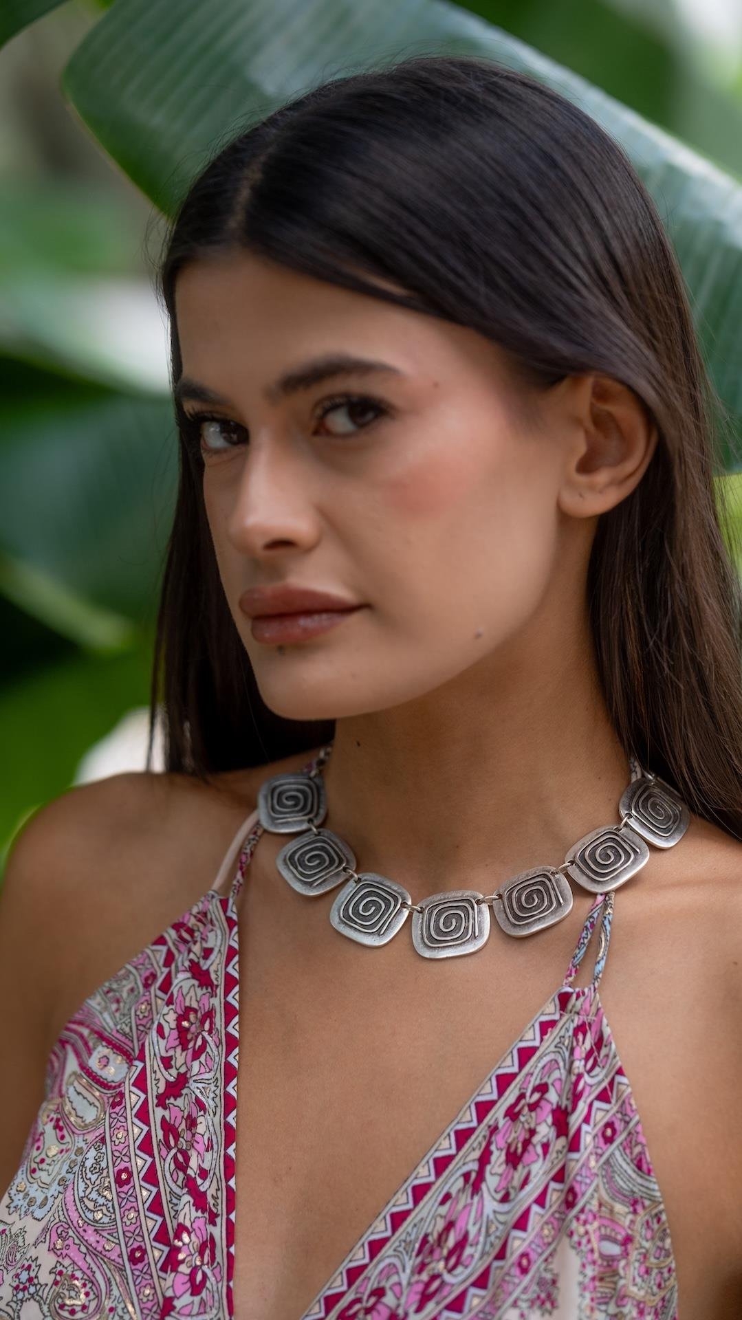 Boyundan Bağlamalı Sırtı Açık Elbise