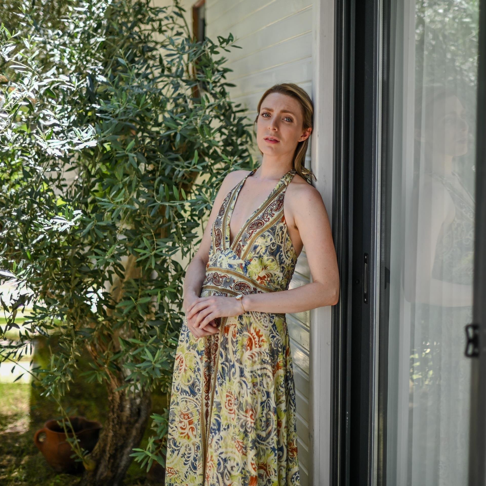 Boyundan Bağlamalı Sırtı Açık İpek Tulum