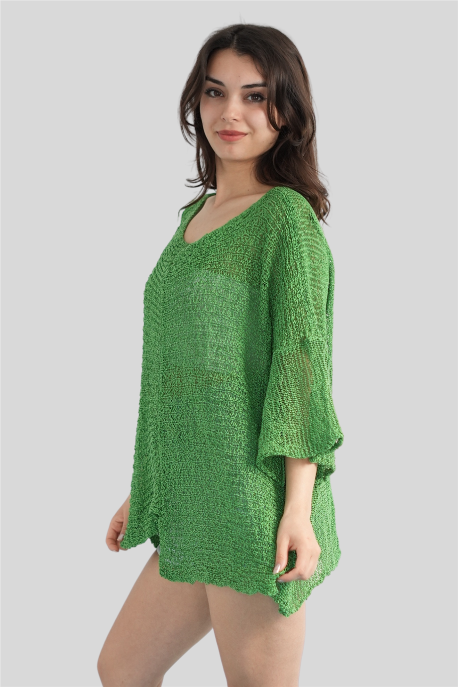 Çimen Yeşili Yakası Kesik Detay Merserize Bluz