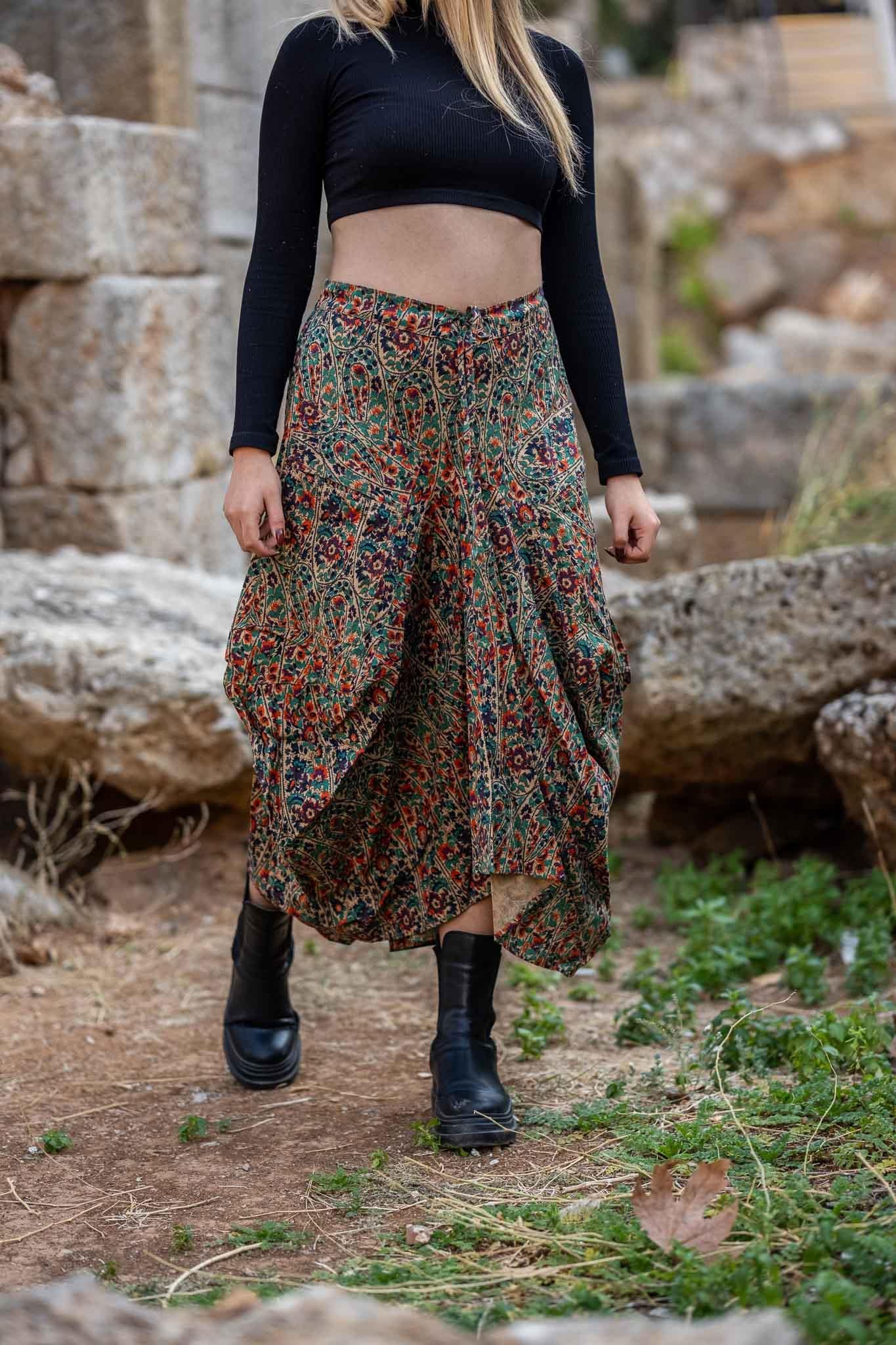 Etnik Desenli Beli Bağcıklı Cepli Bohem Etek 