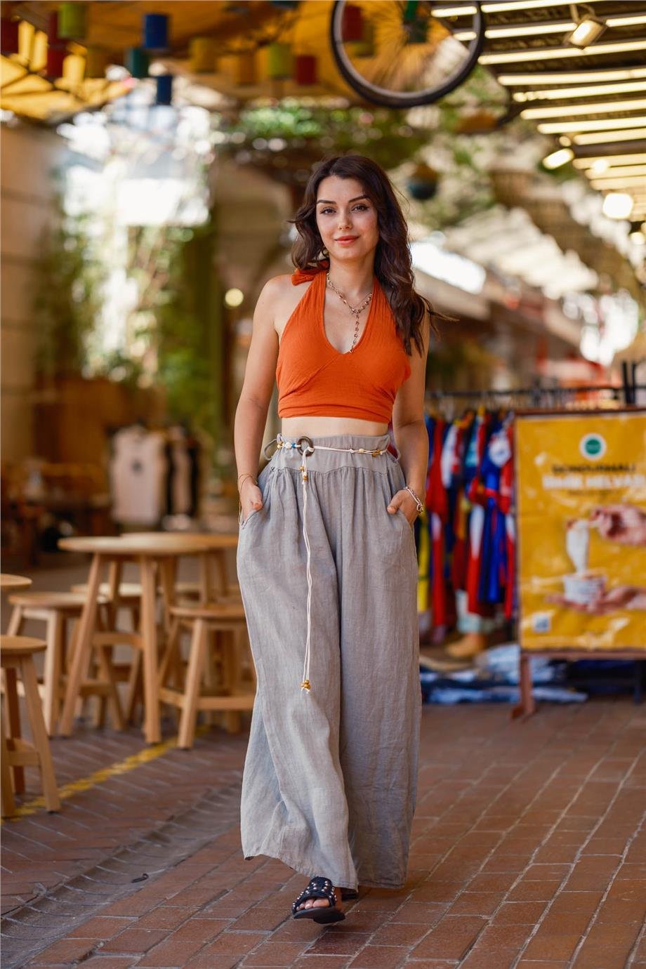 Gri Renk Kemer Detaylı Keten Pantolon