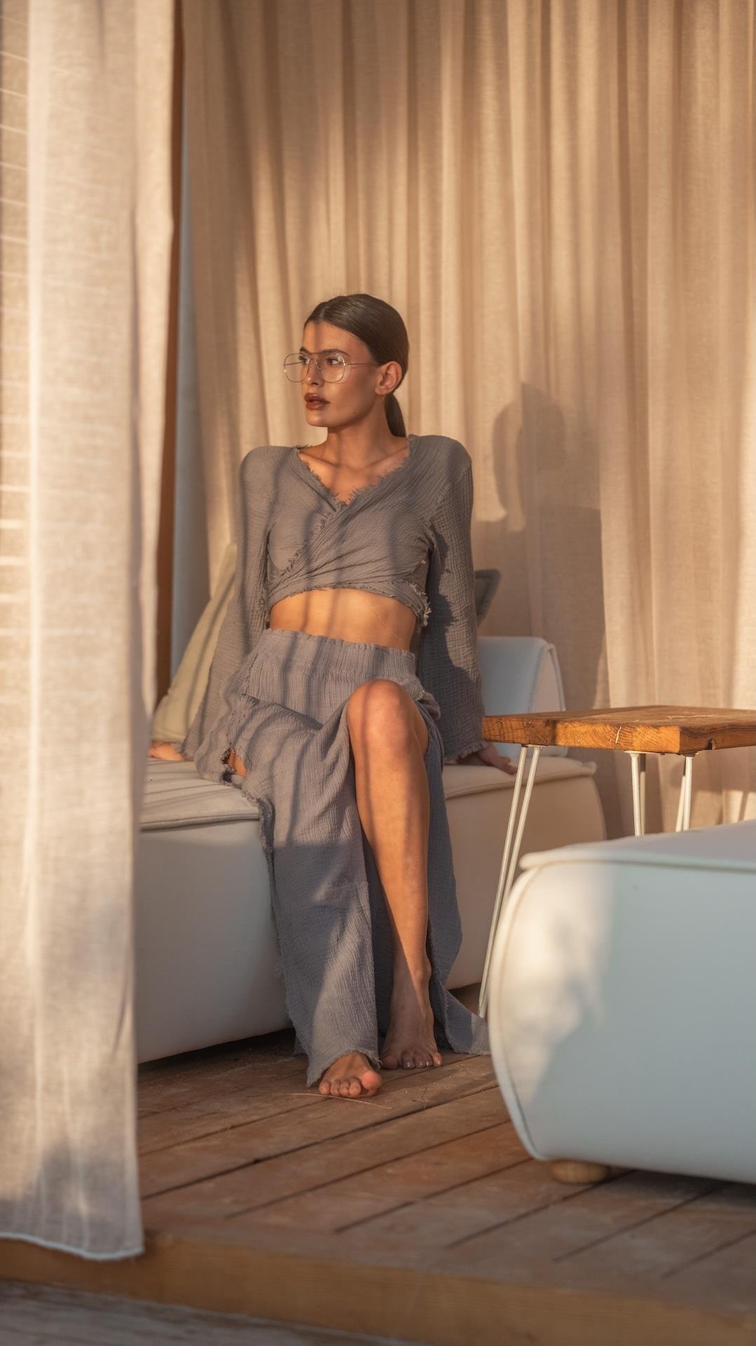 Gri Renk Müslin Crop