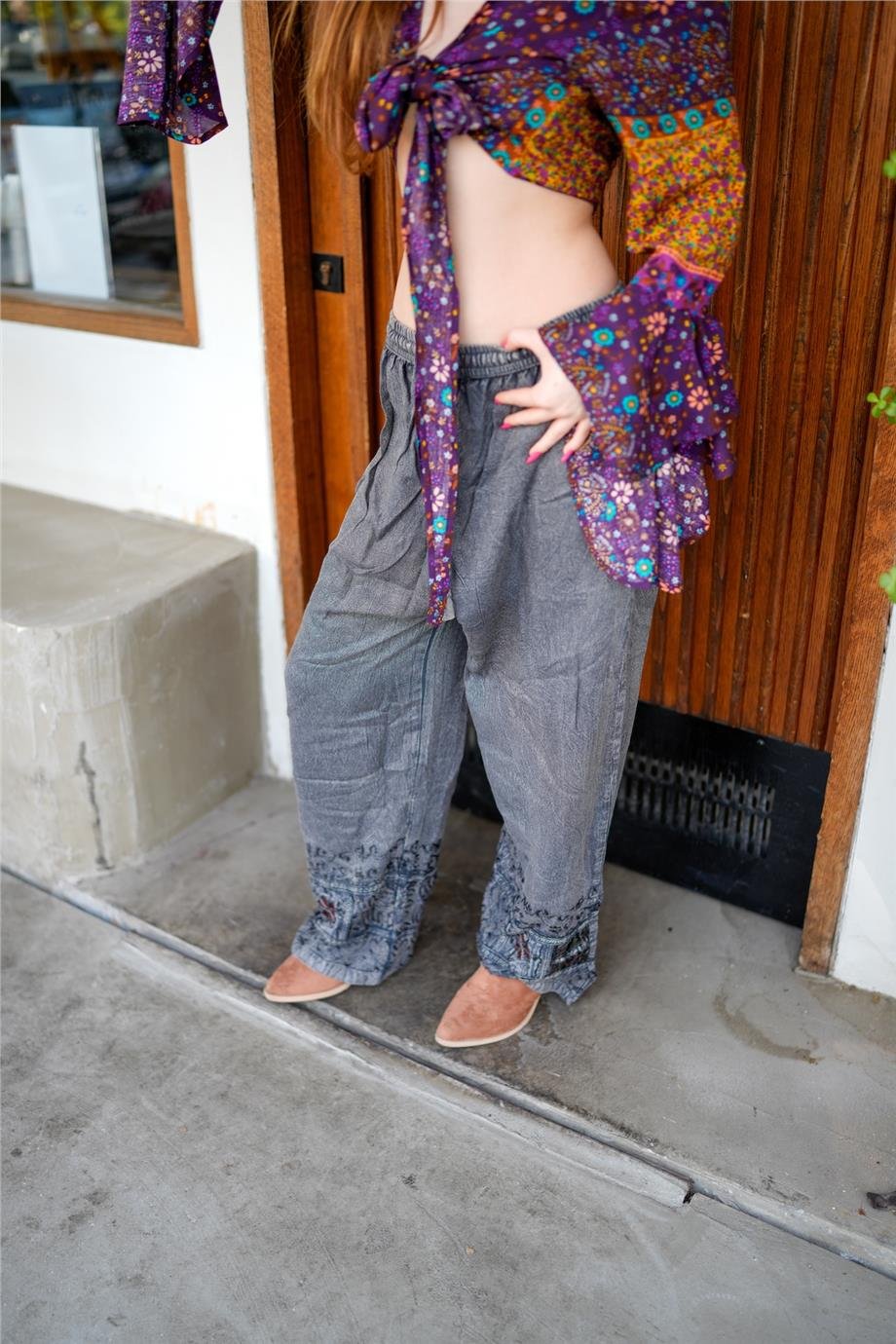 Gri Renk Vintage Nakışlı Bohem Pantolon