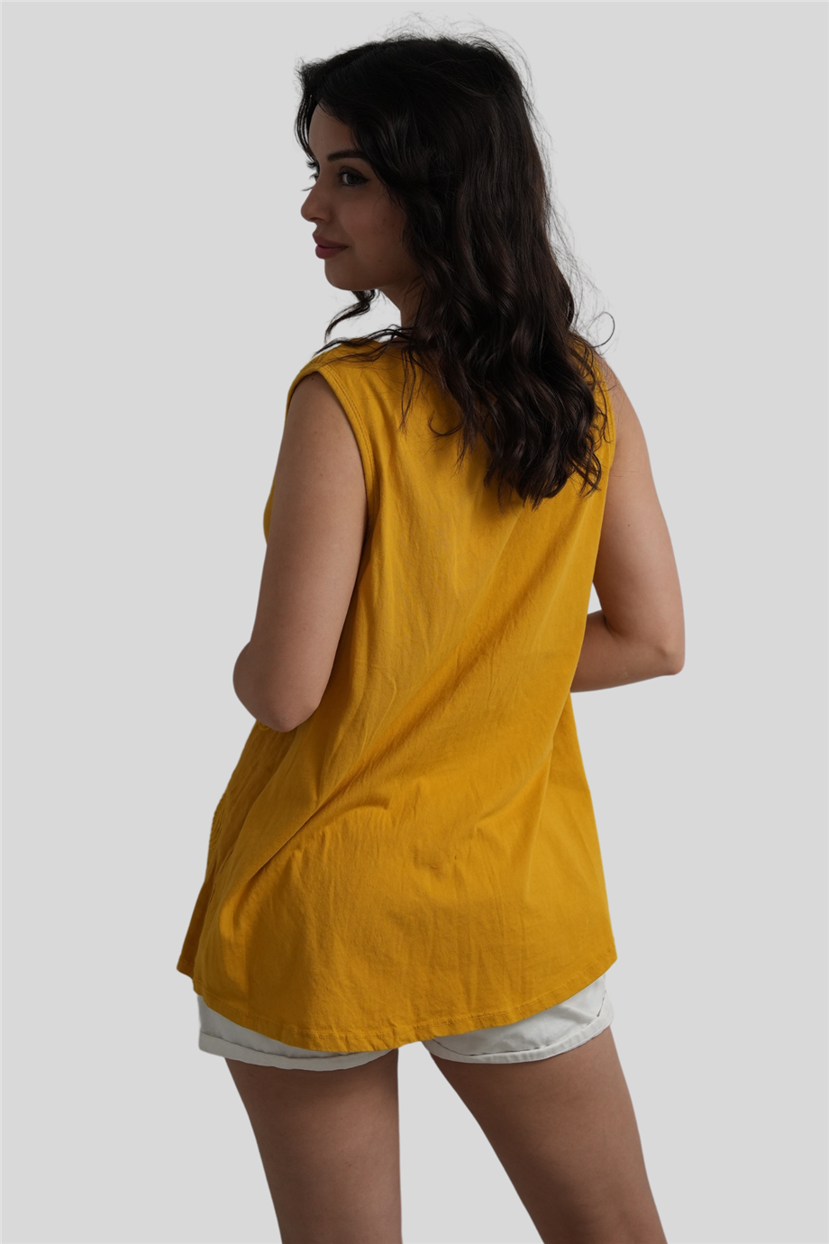 Hardal Nakış Detaylı Kalın Askılı Keten Bluz