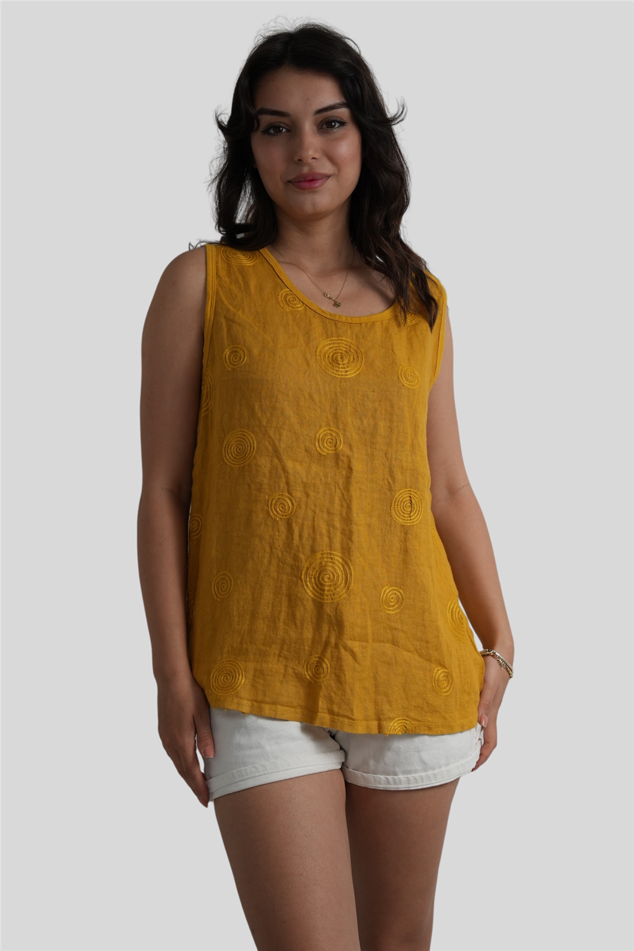 Hardal Nakış Detaylı Kalın Askılı Keten Bluz